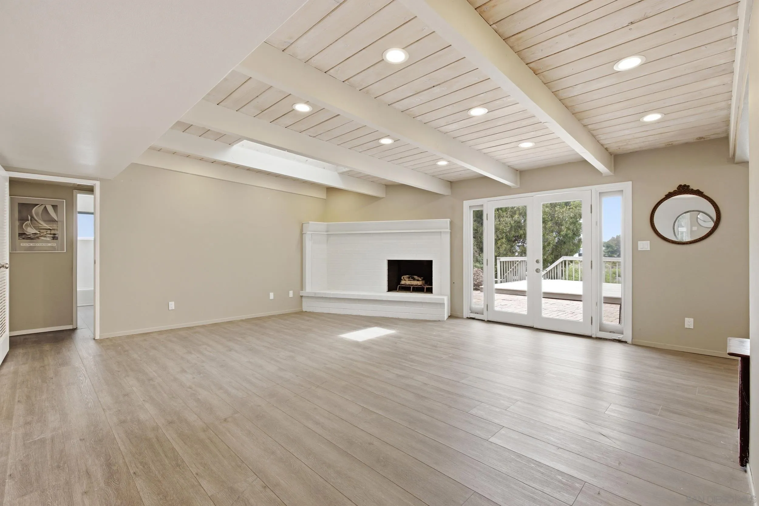 https://cdn.realtyfeed.com/cdn/127/260015658/b3b72dd41ce3becb013dee87f4a51ceb.webp