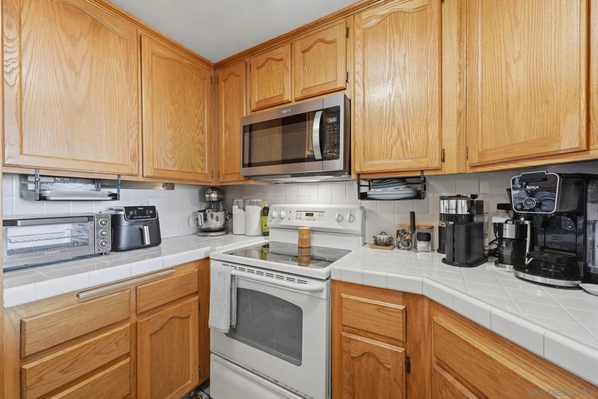 Photo #11: 260015659 Listing: Photo #11