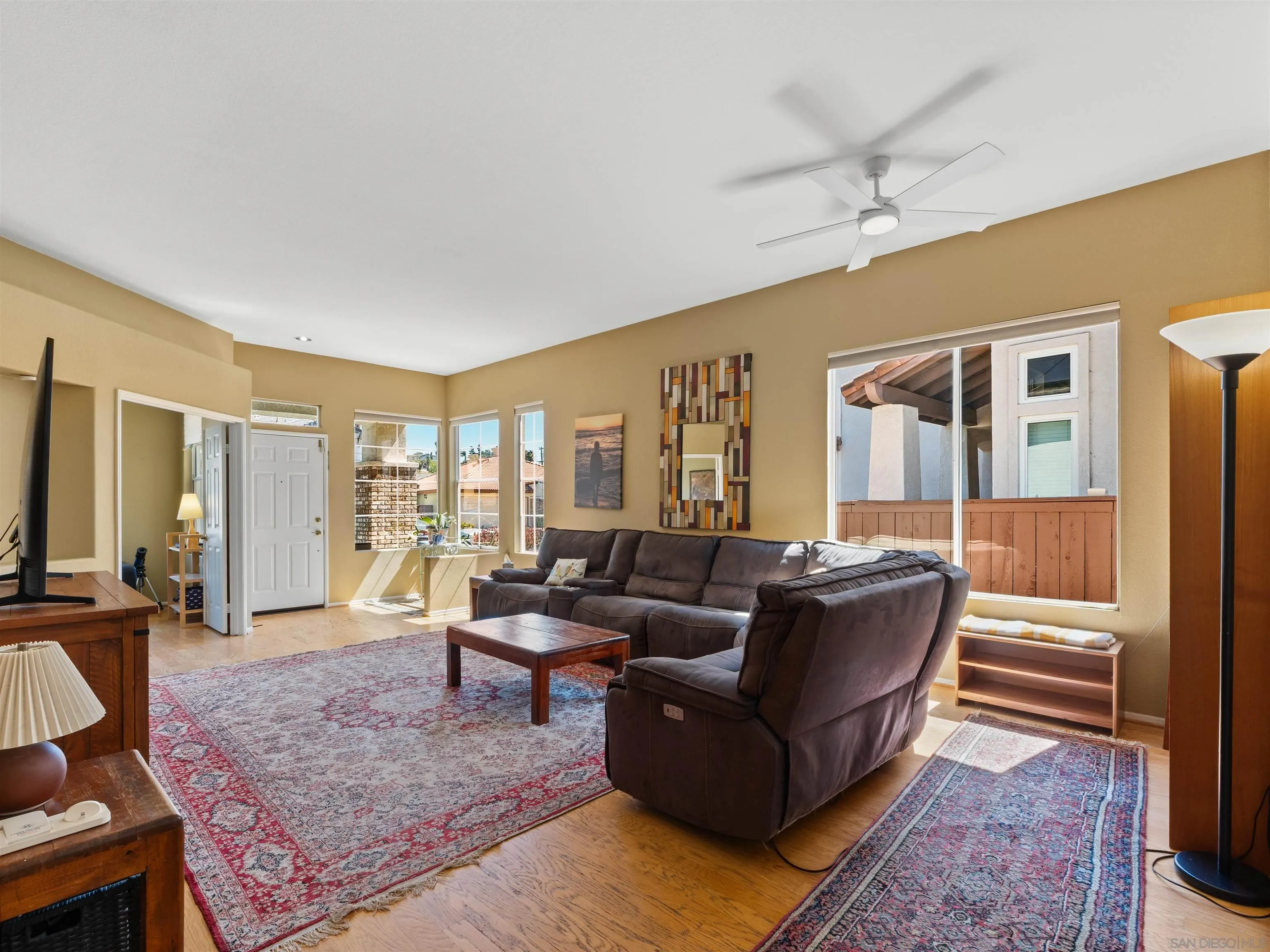 https://cdn.realtyfeed.com/cdn/127/260015661/1a6969666806b05b8688cb45681bc680.webp