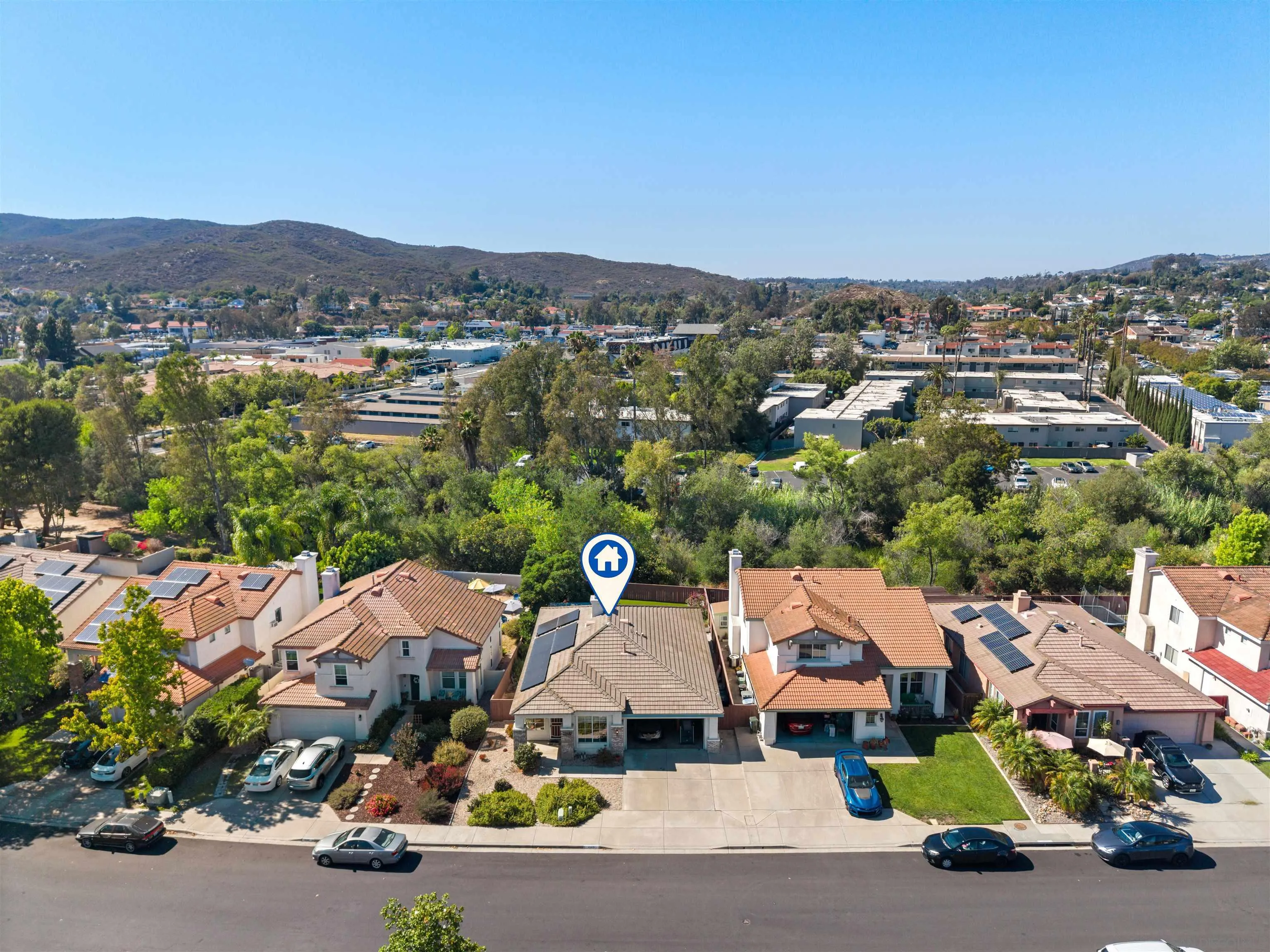 https://cdn.realtyfeed.com/cdn/127/260015661/429e585f3e15610693ec24db86c0826a.webp