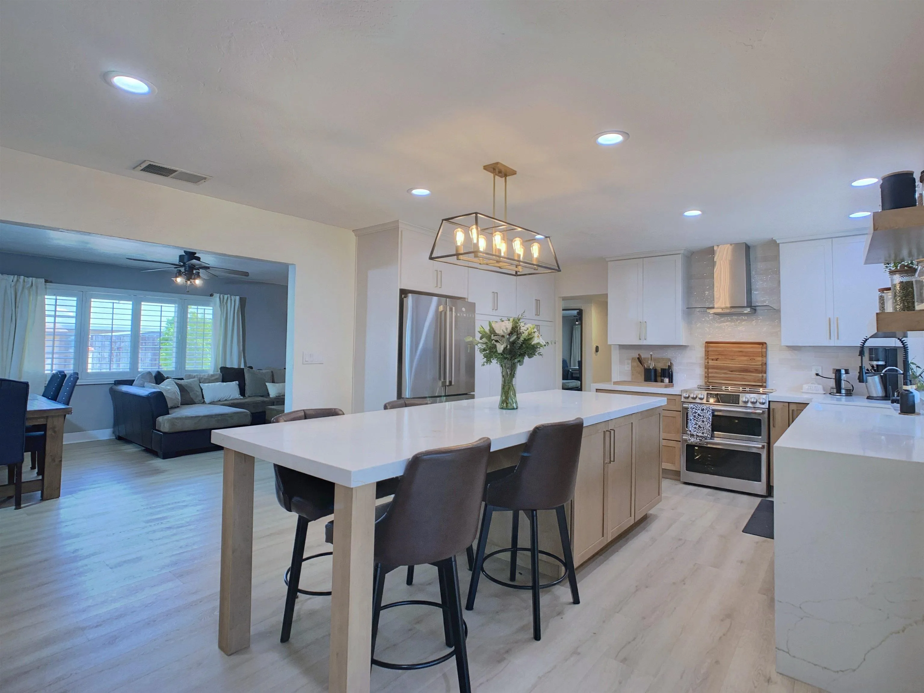 https://cdn.realtyfeed.com/cdn/127/260015662/5ffde4b36db59a02ba78e29d029f1d01.webp