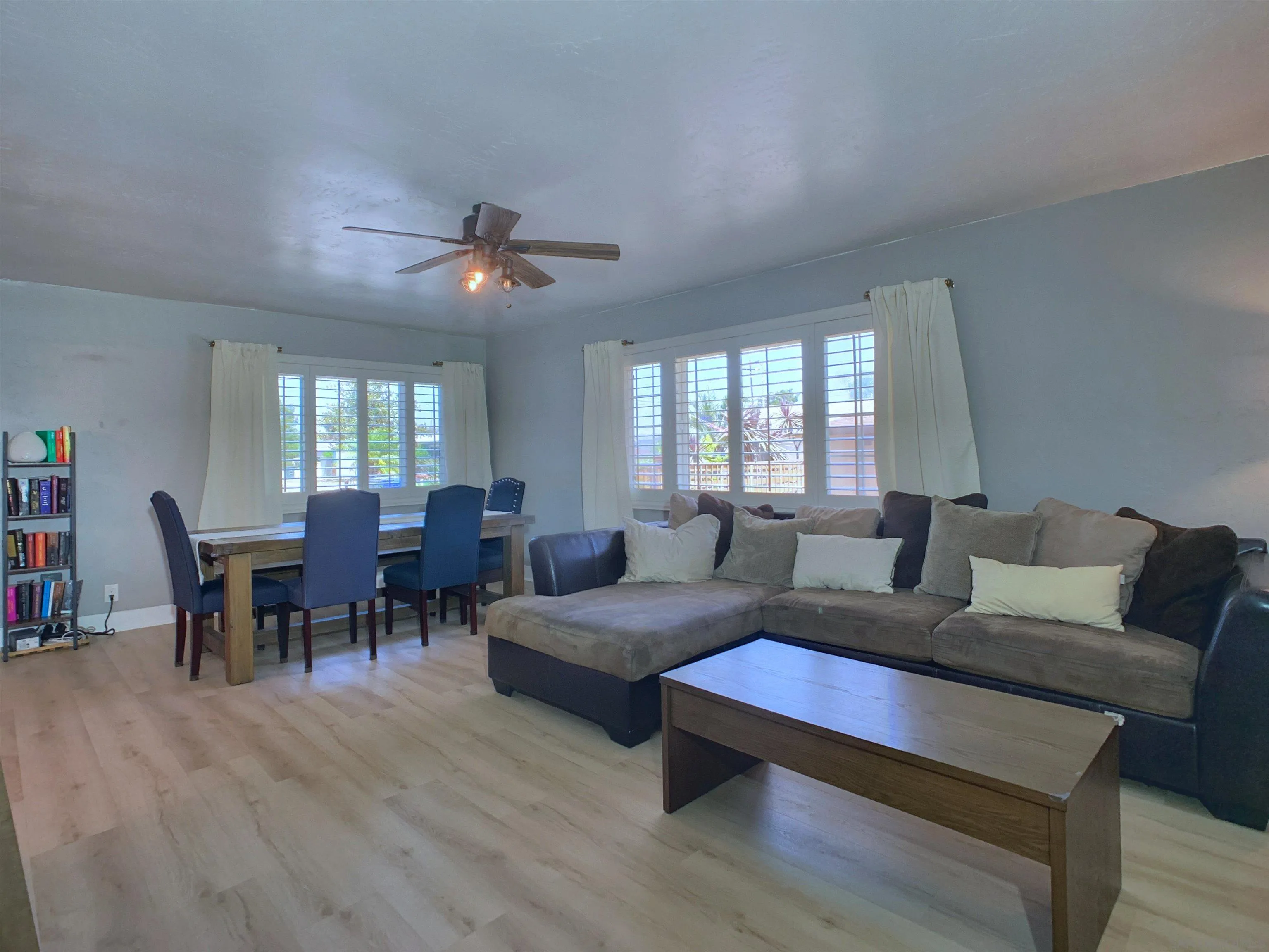 https://cdn.realtyfeed.com/cdn/127/260015662/80ec65edca5310fa8caa56bef75a7fea.webp