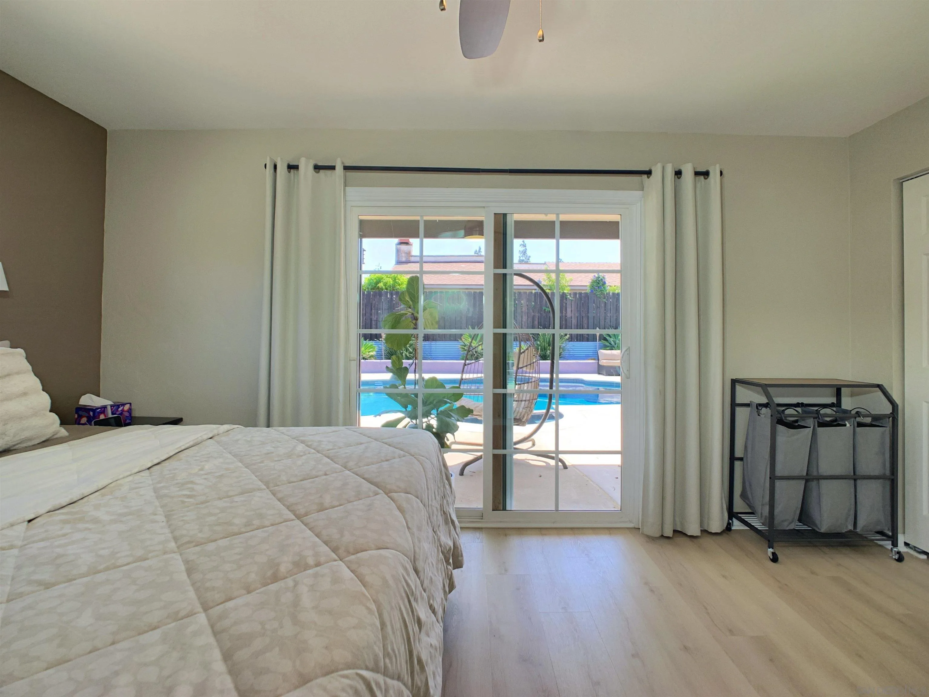 https://cdn.realtyfeed.com/cdn/127/260015662/9ba623ca6e421c634250dcac1c535d86.webp