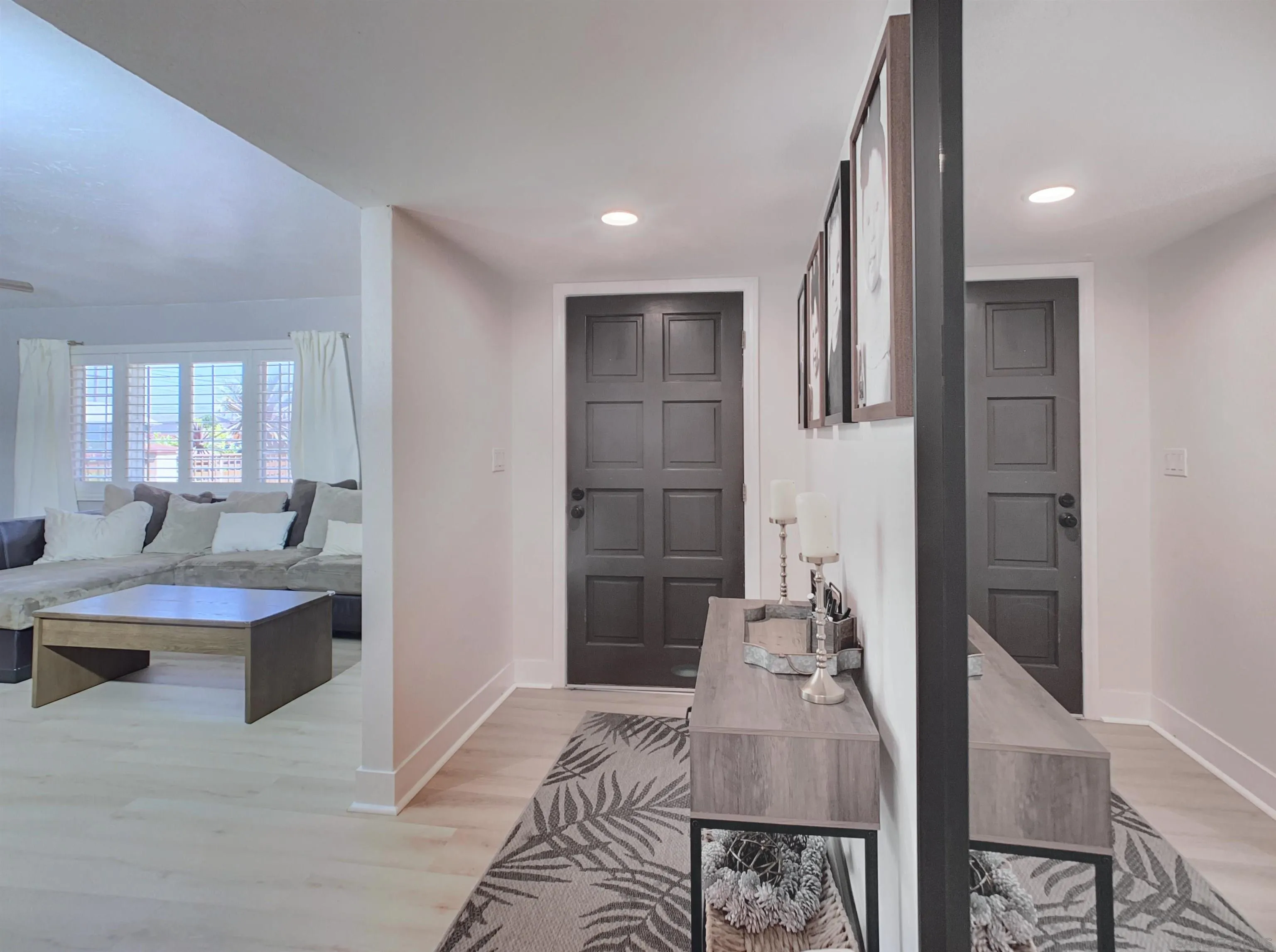 https://cdn.realtyfeed.com/cdn/127/260015662/b6c2aba4e3120740255dec57d7a8d8d8.webp