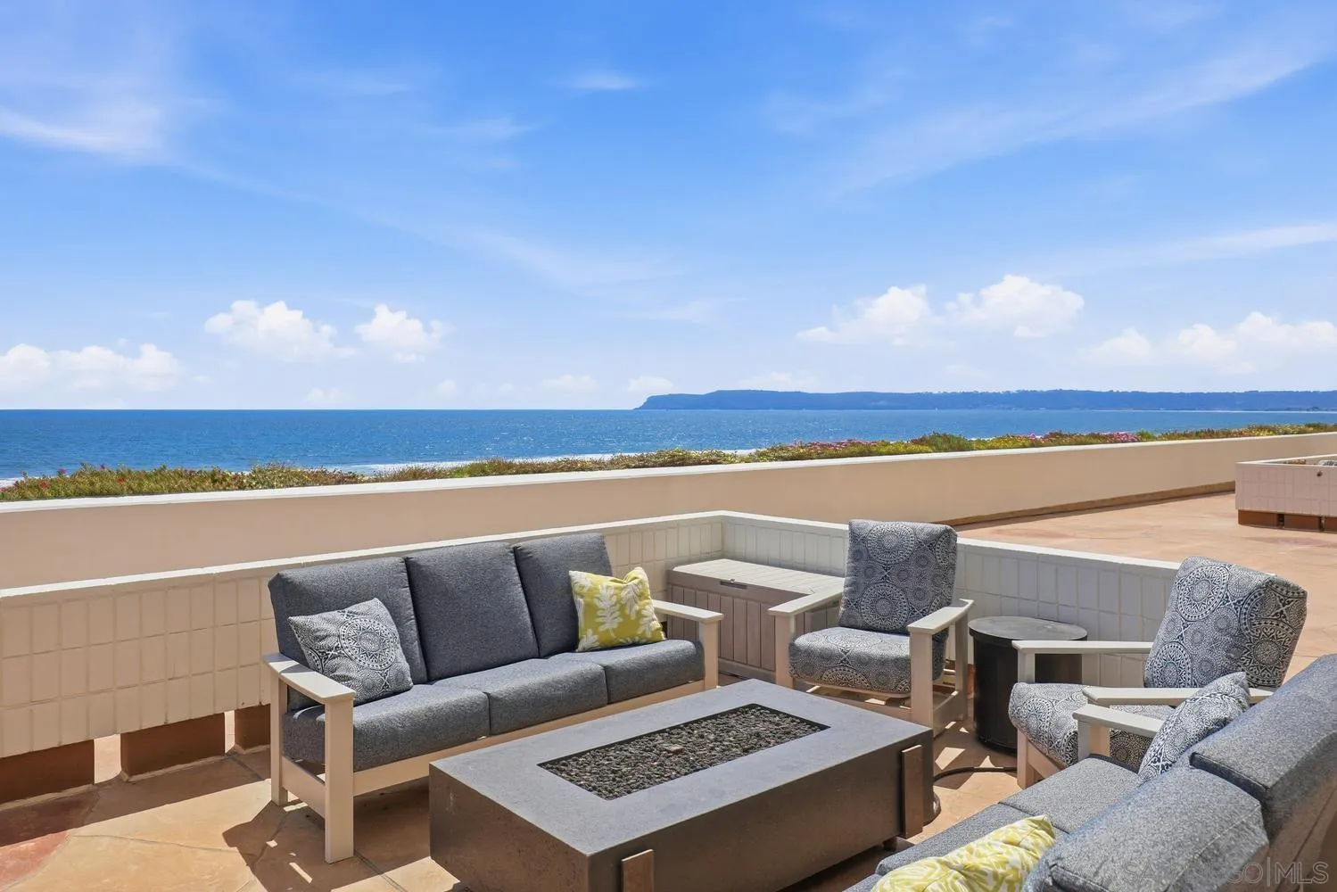 https://cdn.realtyfeed.com/cdn/127/260015666/4be311f11327715c5f0177a4d0c766af.webp