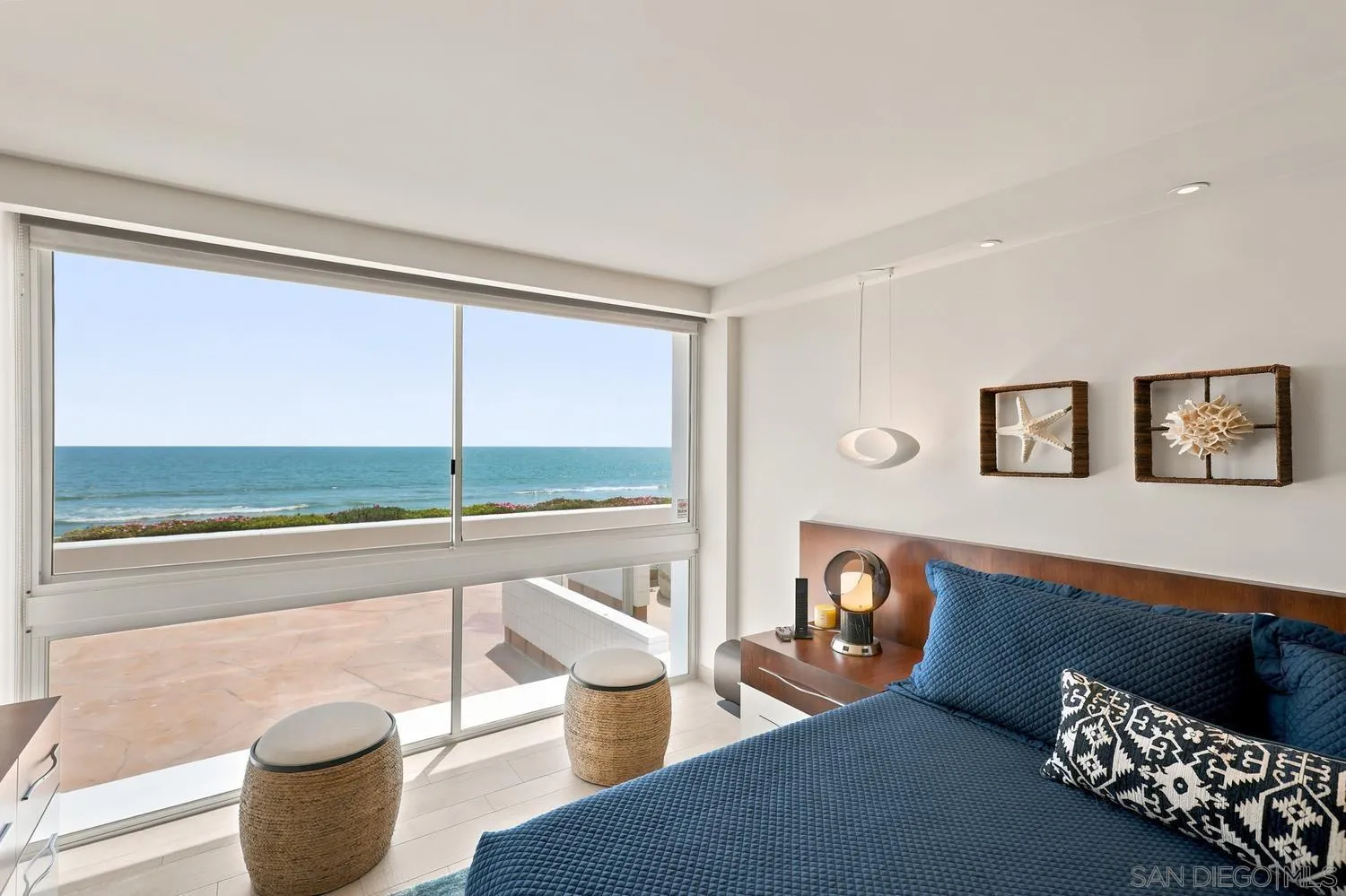 https://cdn.realtyfeed.com/cdn/127/260015666/77dc6a07adce59d6c3564787529fd58f.webp