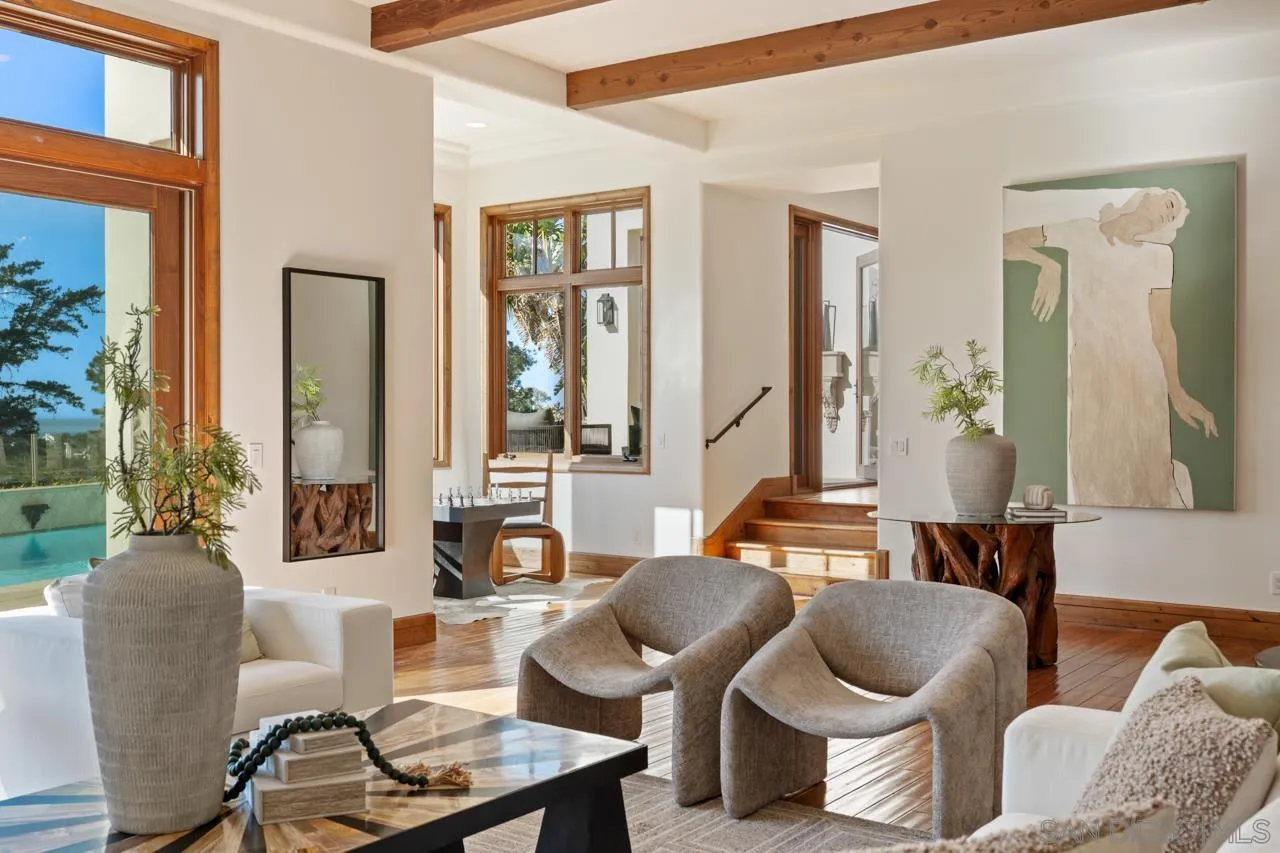 https://cdn.realtyfeed.com/cdn/127/260015671/9bee28cd486b434391e0f8dc8ef2101b.webp