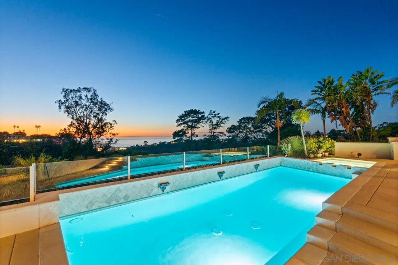 https://cdn.realtyfeed.com/cdn/127/260015671/a794082eb6adcfb2aa53915d56961b01.webp