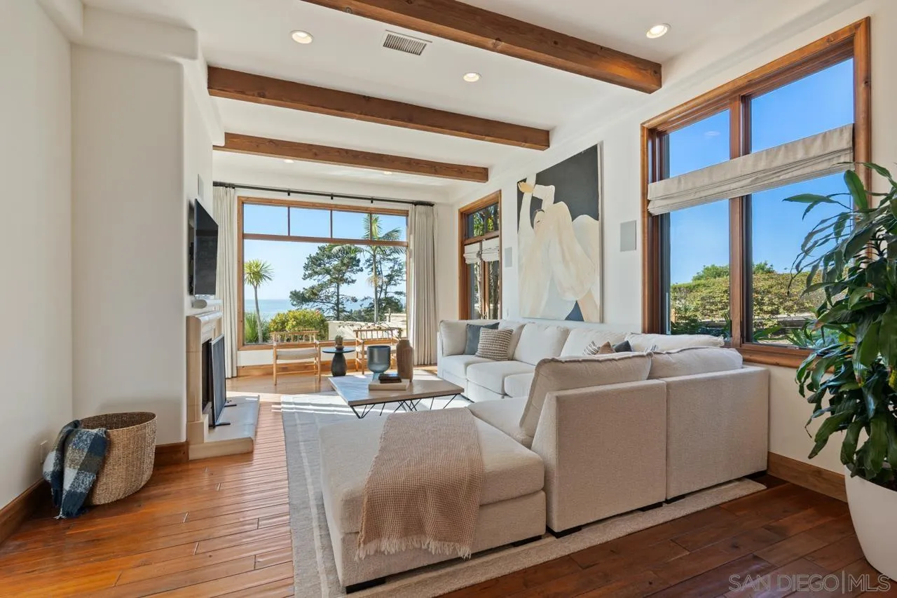https://cdn.realtyfeed.com/cdn/127/260015671/b5b43a4662c27d379cb448e656de8772.webp