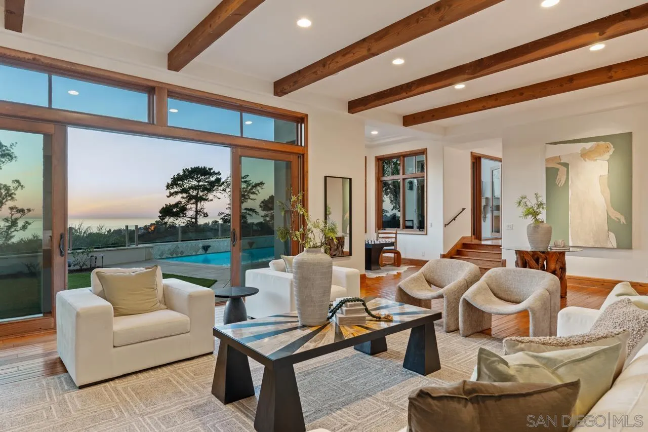 https://cdn.realtyfeed.com/cdn/127/260015671/e904b6452aa5556ebaa084662518a56b.webp