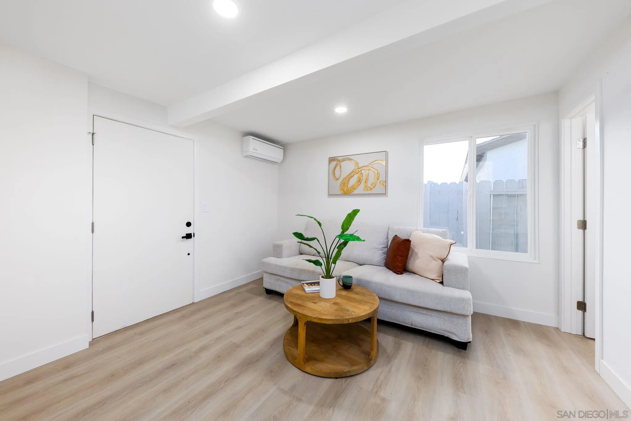 https://cdn.realtyfeed.com/cdn/127/260015673/bd62718037605bf6c197b9249c06026c.webp