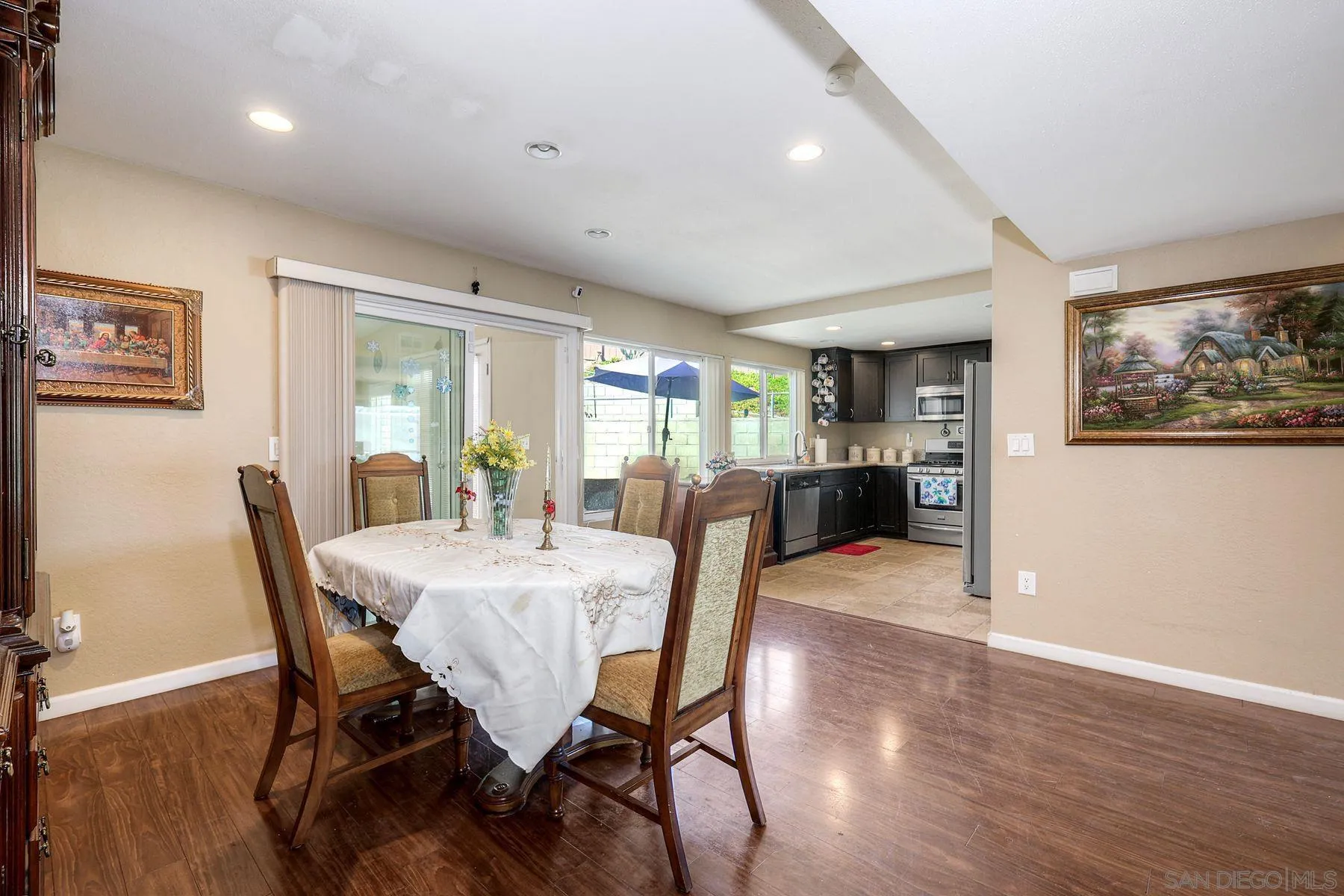 https://cdn.realtyfeed.com/cdn/127/260015676/072c22de51ec21cec0e7745b855561f5.webp