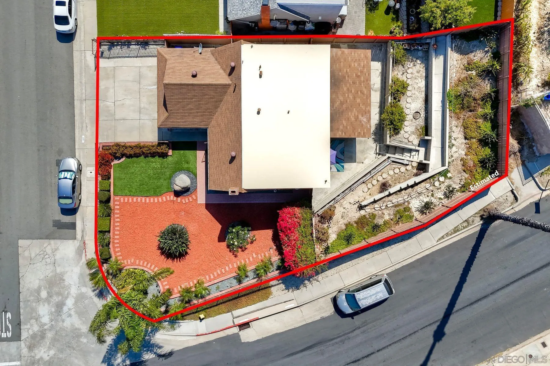 https://cdn.realtyfeed.com/cdn/127/260015676/7a3ebe85c7ea8f3a8299805895e23ce0.webp