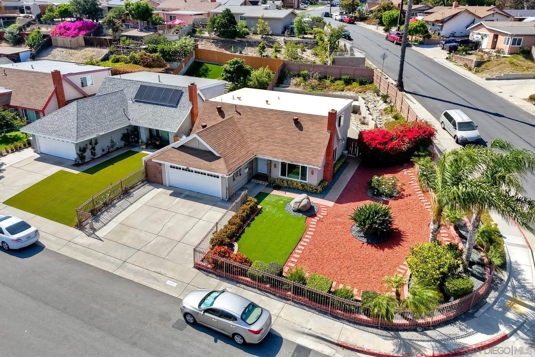 https://cdn.realtyfeed.com/cdn/127/260015676/c9743835b753c7db52444dd49cd895cb.webp