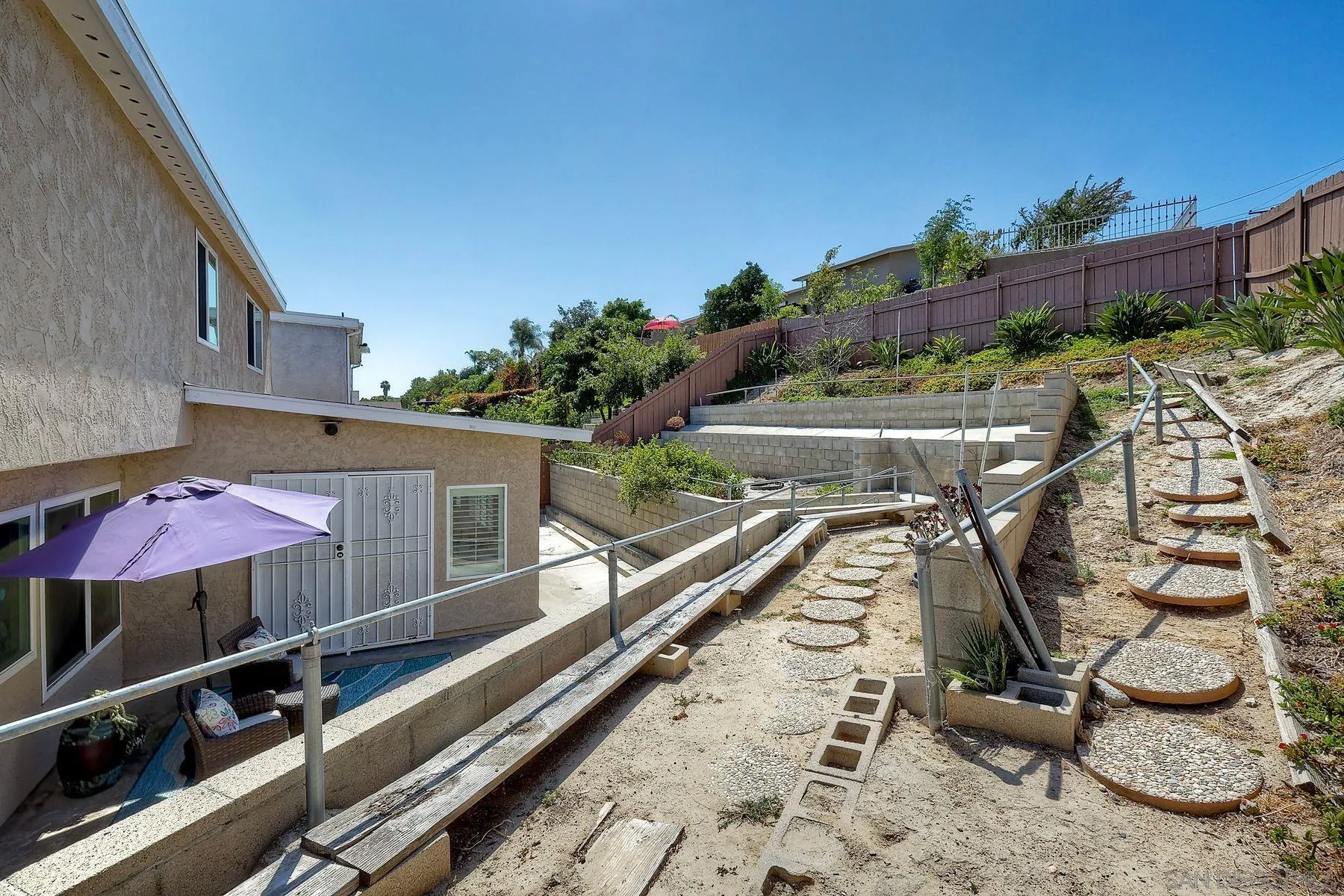 https://cdn.realtyfeed.com/cdn/127/260015676/d7f0b4ee619b85e1a20f1b46eb1fdb86.webp