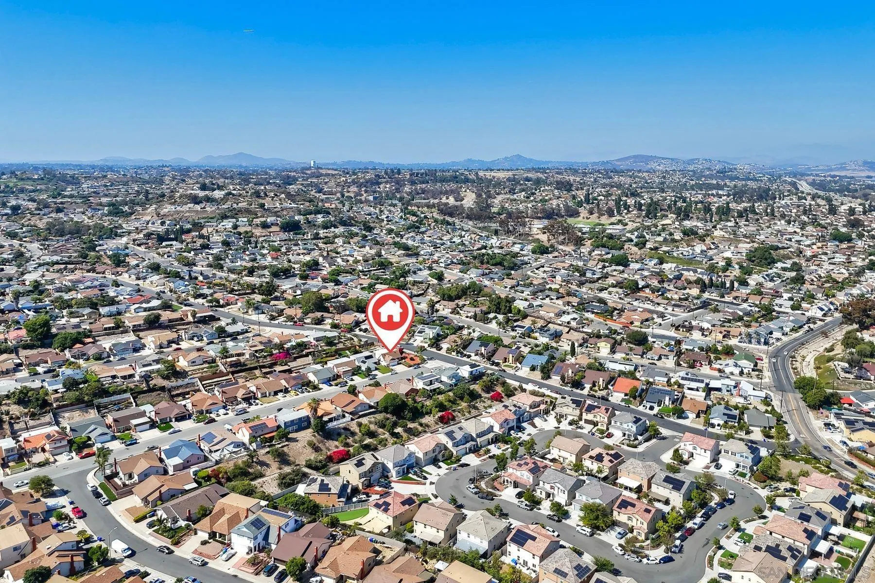 https://cdn.realtyfeed.com/cdn/127/260015676/e9853fd9a52a2c2d5cdf15ce609ac774.webp