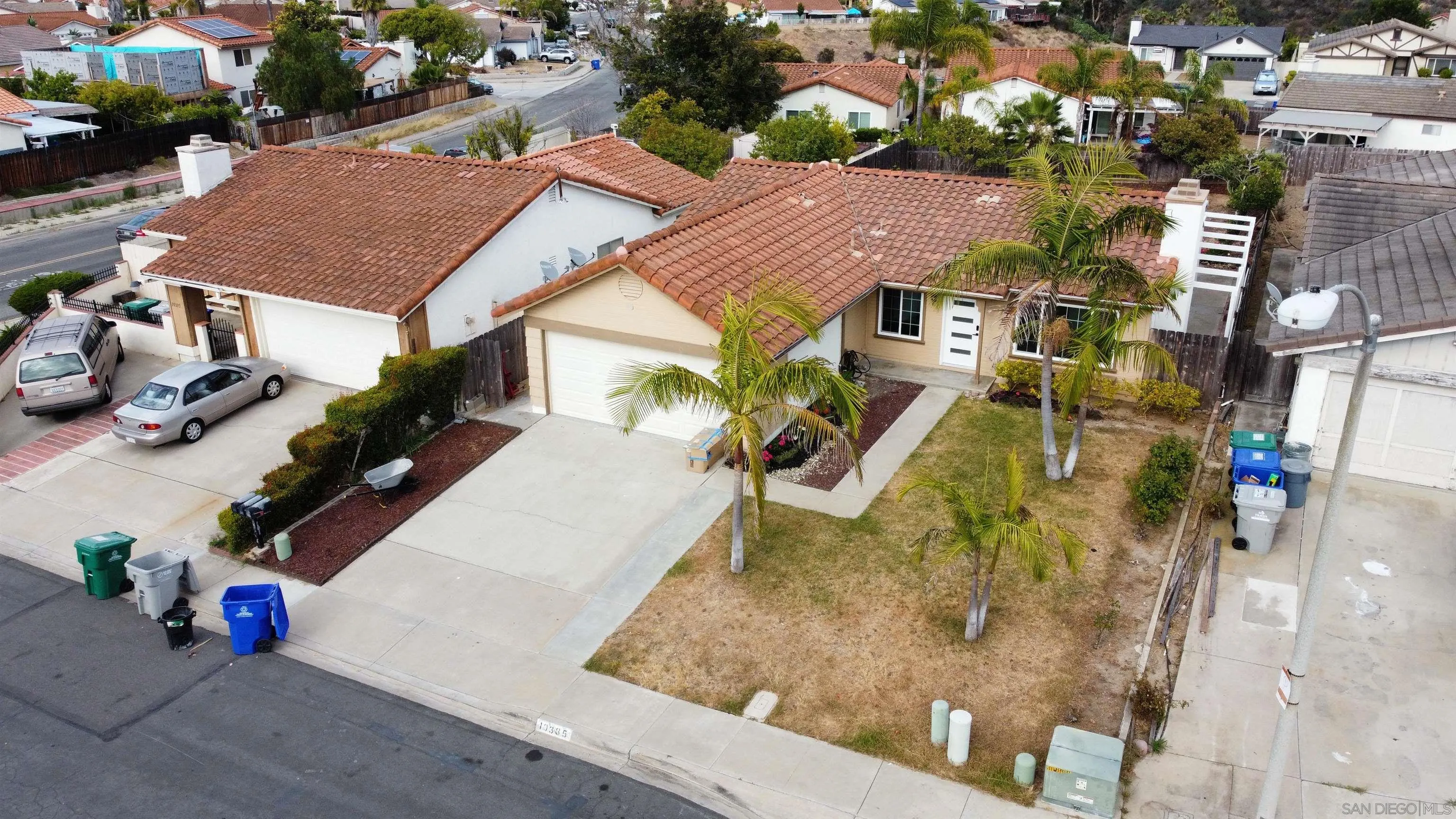 https://cdn.realtyfeed.com/cdn/127/260015677/183bd84c7ab7f4bda5e060dd112a60e7.webp