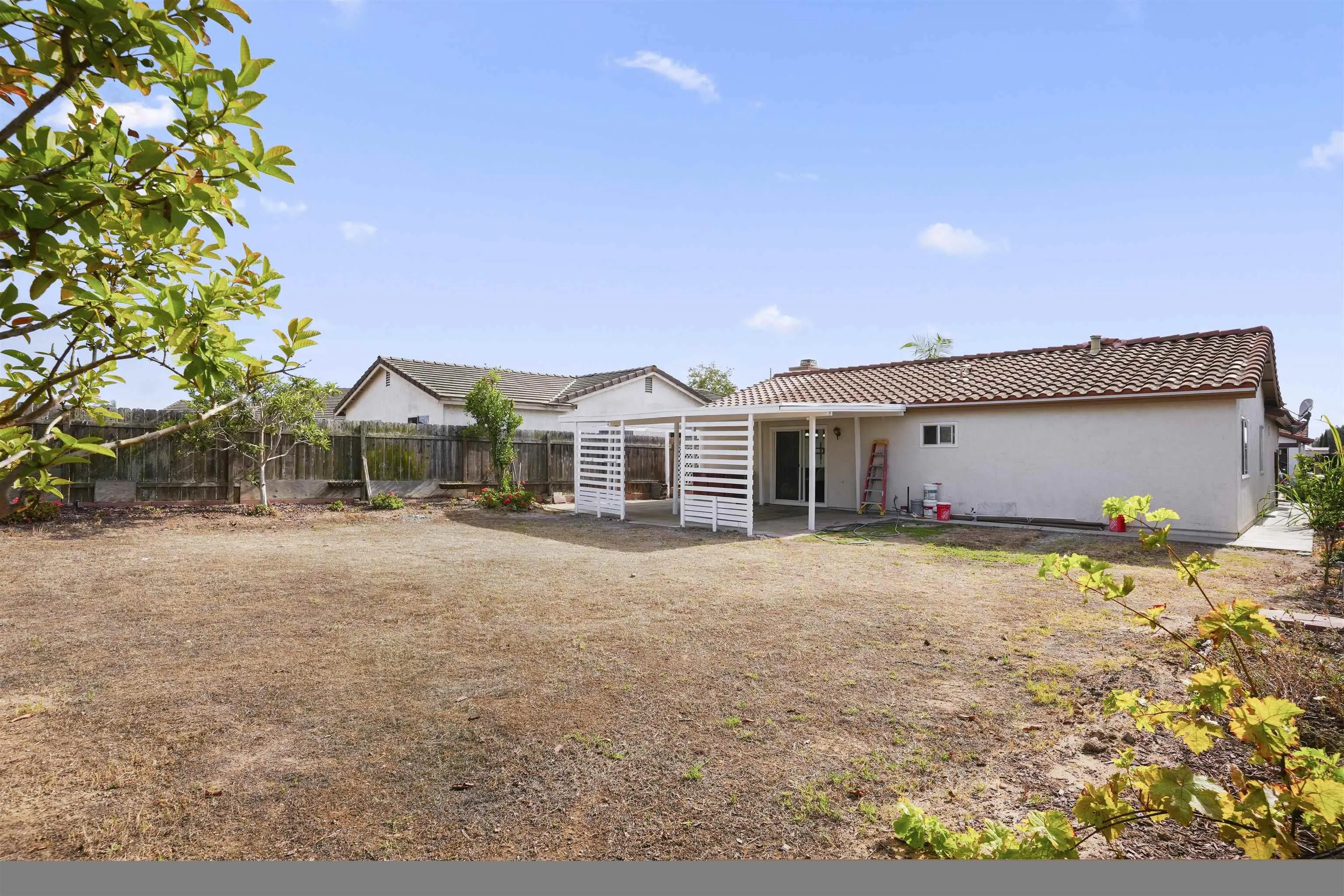 https://cdn.realtyfeed.com/cdn/127/260015677/2d1cafd968a422bc7a9a3a3cb1958ea3.webp