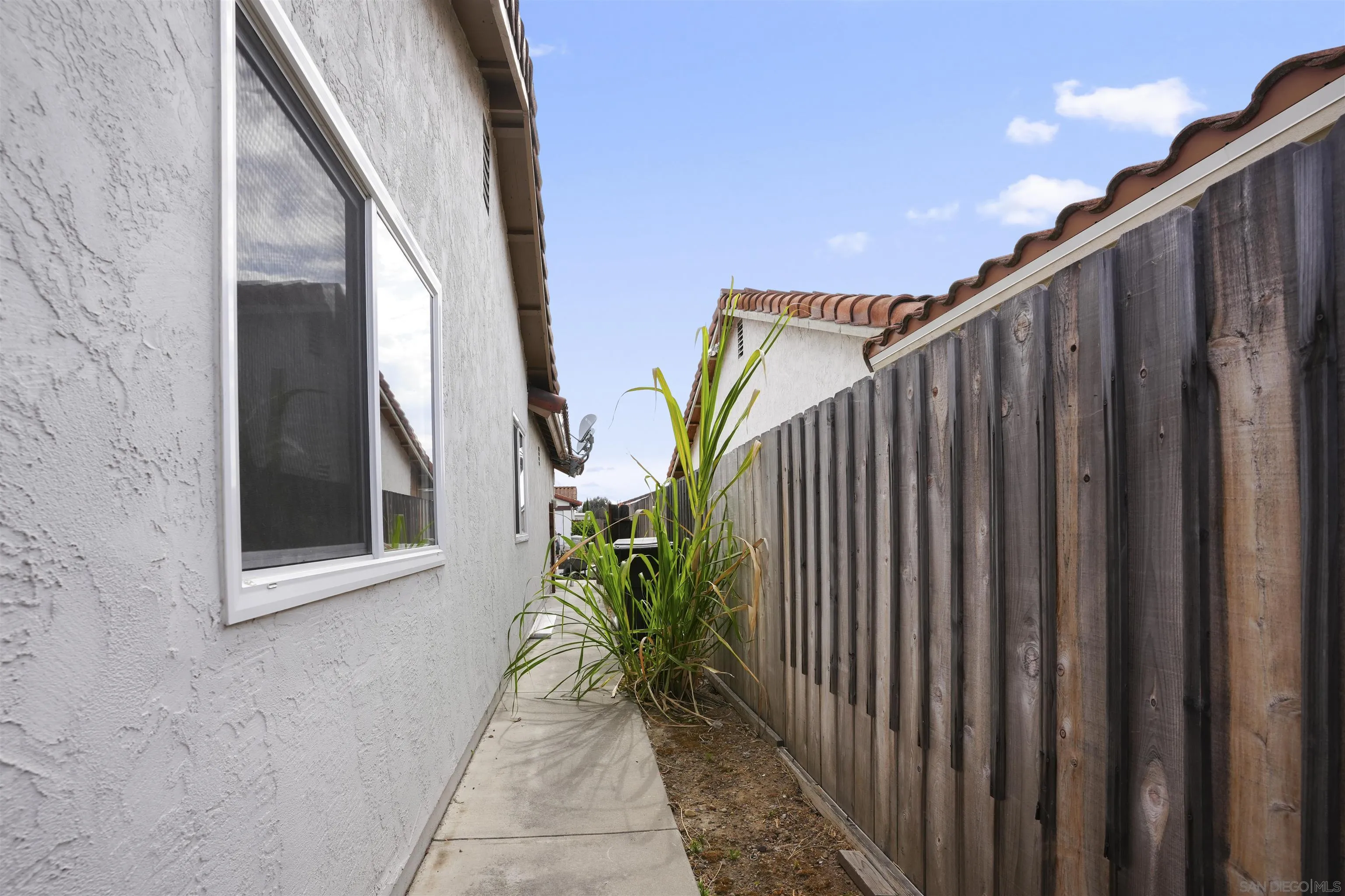 https://cdn.realtyfeed.com/cdn/127/260015677/2d4561ec17b26f7c4cf2da581acb0fa6.webp
