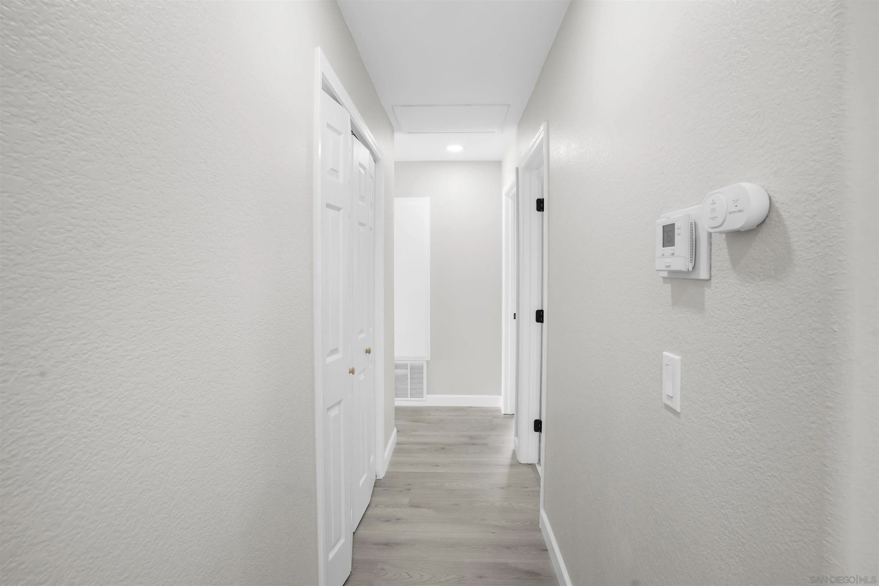 https://cdn.realtyfeed.com/cdn/127/260015677/d20cbd6d183f2192ac856db71b7d6757.webp