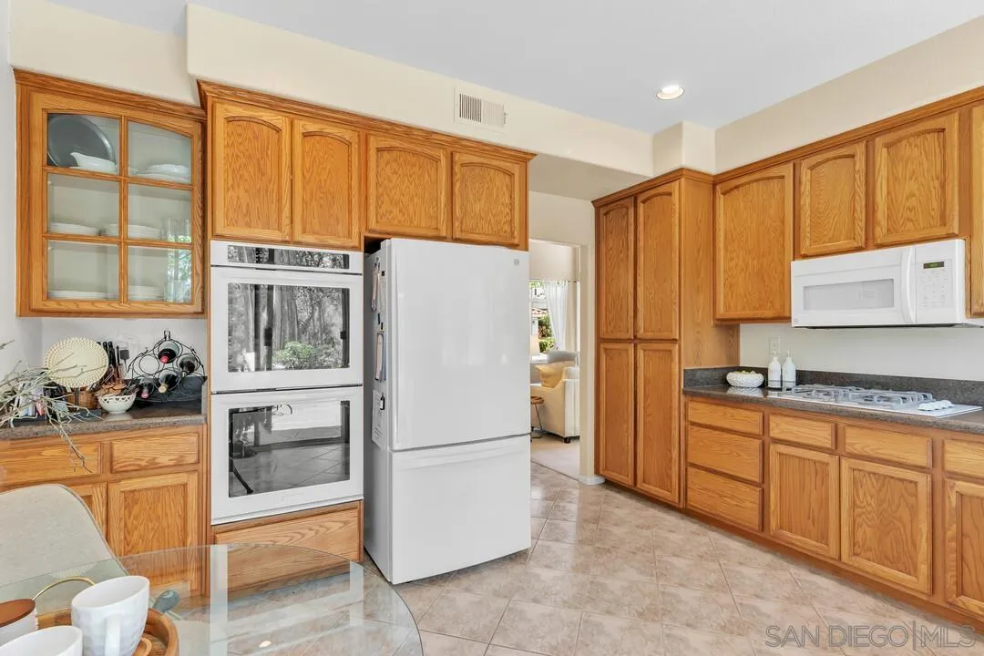 Photo #18: 260015680 Listing: Photo #18
