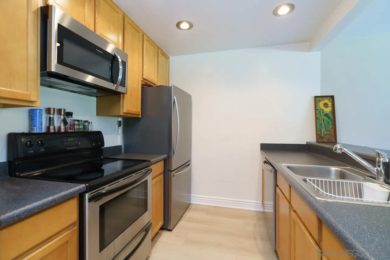https://cdn.realtyfeed.com/cdn/127/260015681/6416030cdb37ba3a2ce135be4defcf0d.webp