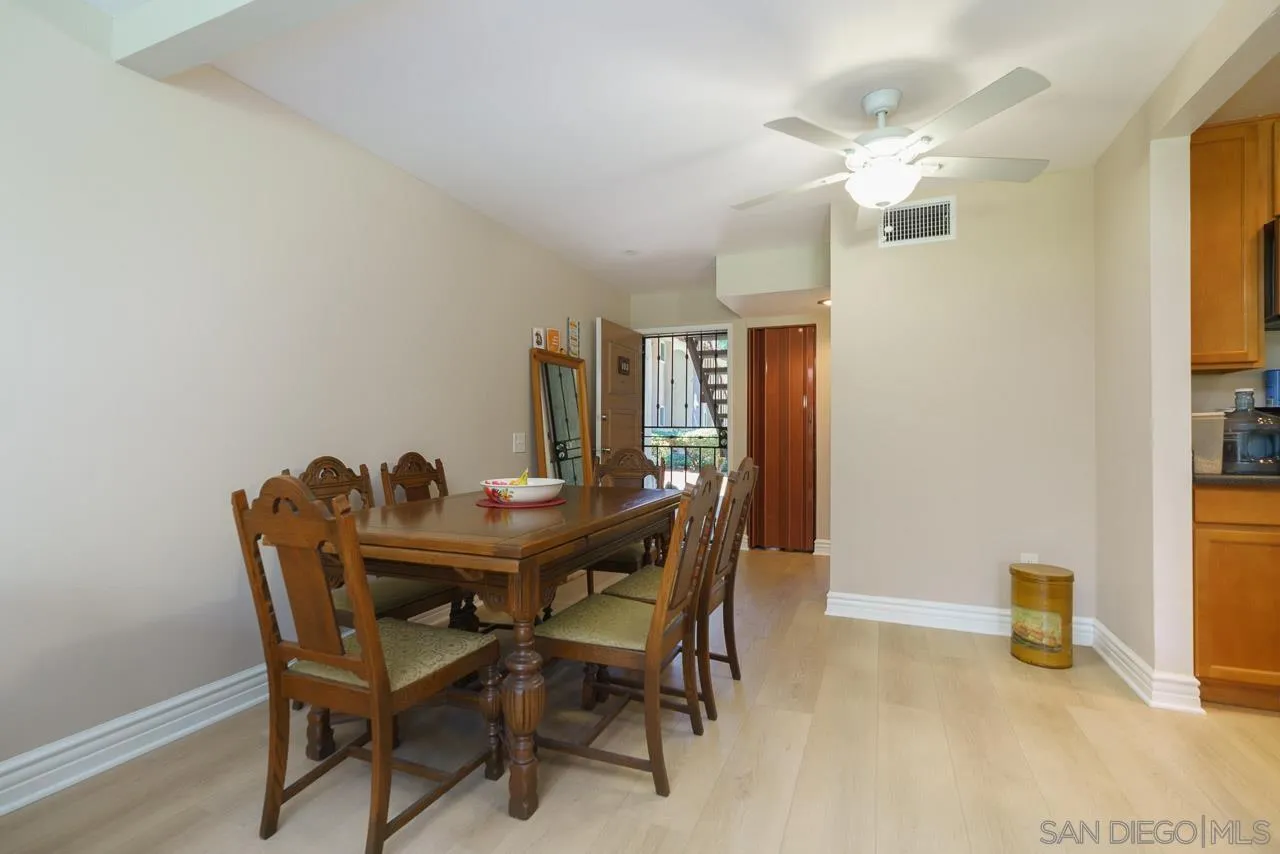 https://cdn.realtyfeed.com/cdn/127/260015681/b7224f5348422ffe1006c24da0b41158.webp