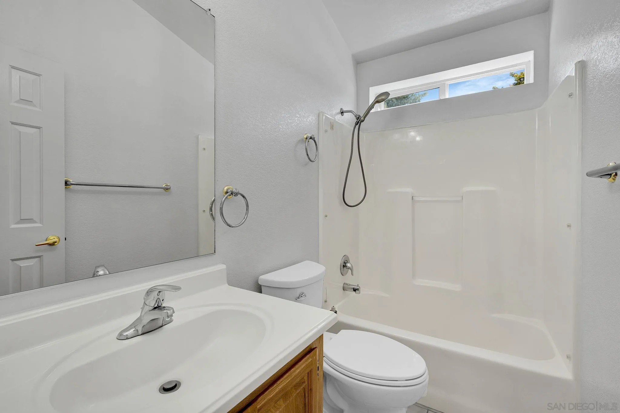 https://cdn.realtyfeed.com/cdn/127/260015684/bf93e1fa77bb75f0946680a91e618077.webp