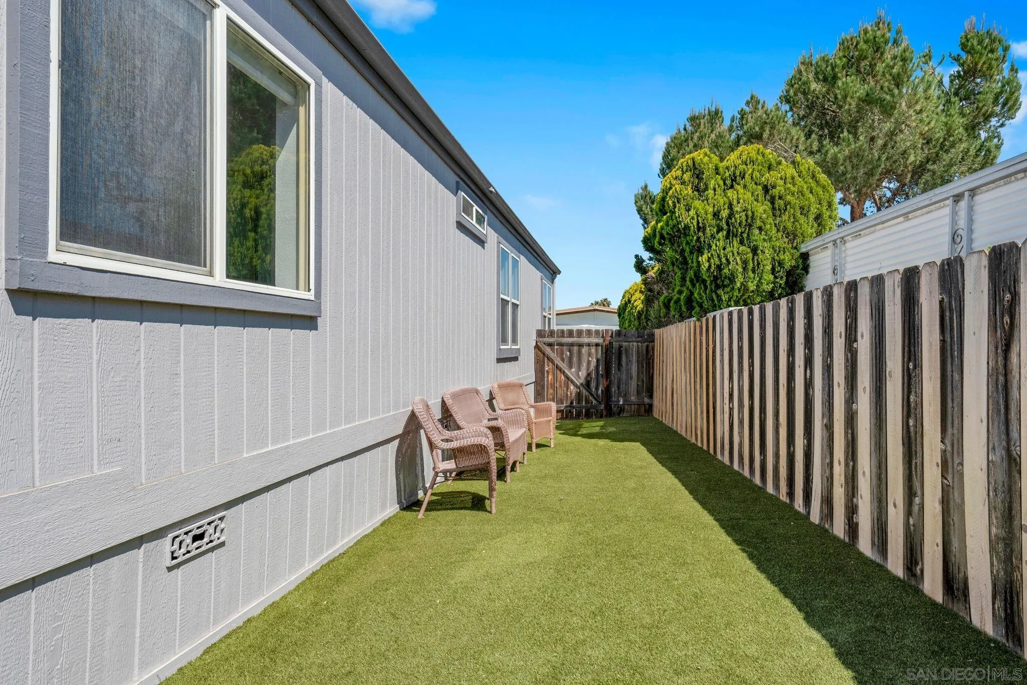 https://cdn.realtyfeed.com/cdn/127/260015684/f00d85e2f33fc3d536b9c07daa1760af.webp