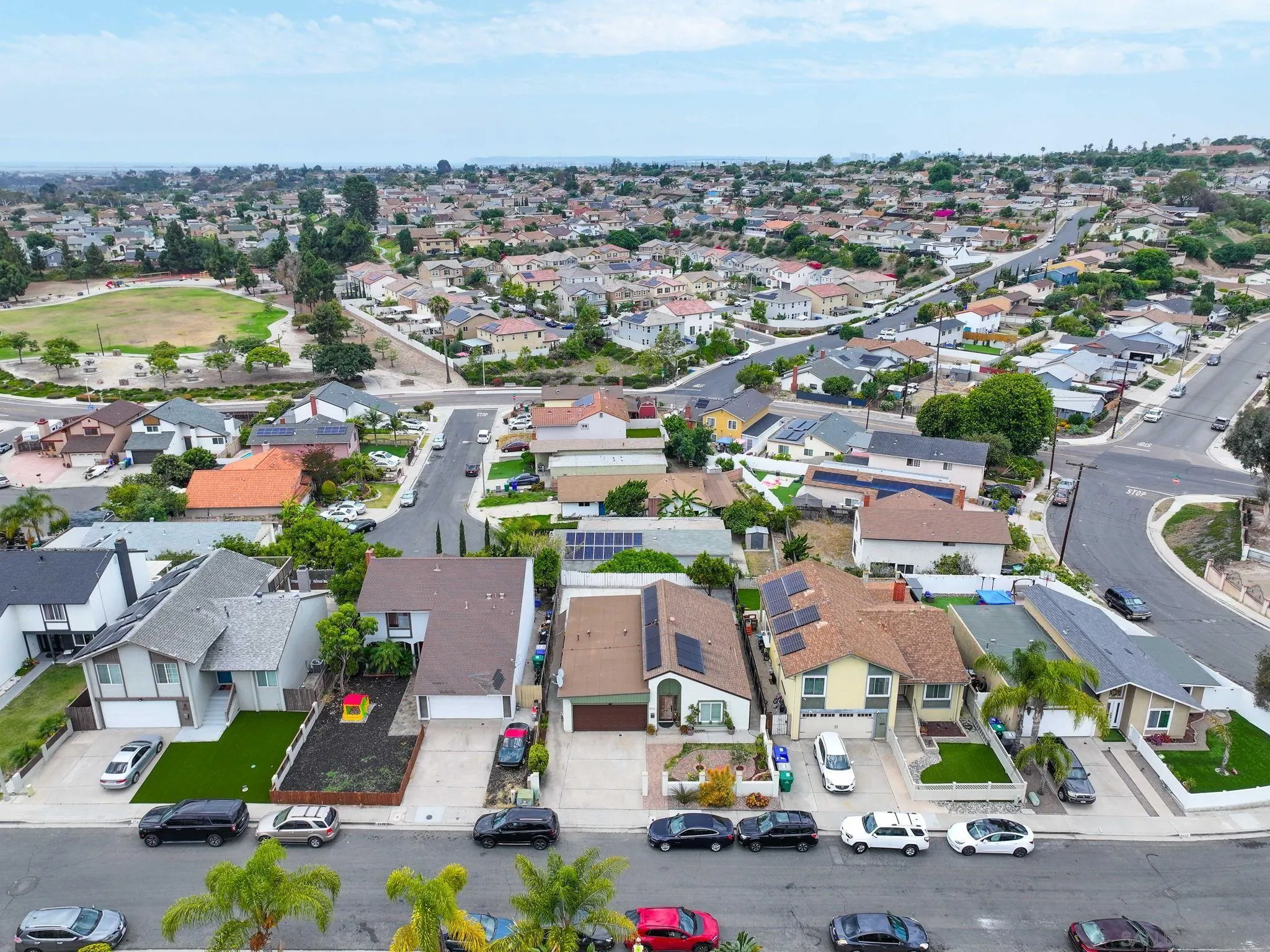 https://cdn.realtyfeed.com/cdn/127/260015685/0c325421252d35c6f7c7fc1c1616c23d.webp