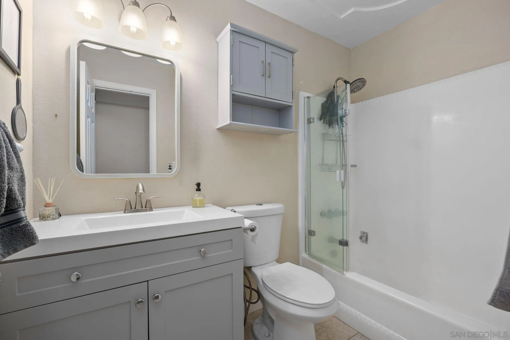 https://cdn.realtyfeed.com/cdn/127/260015685/810651af267bfedf619ece4d5fe75419.webp