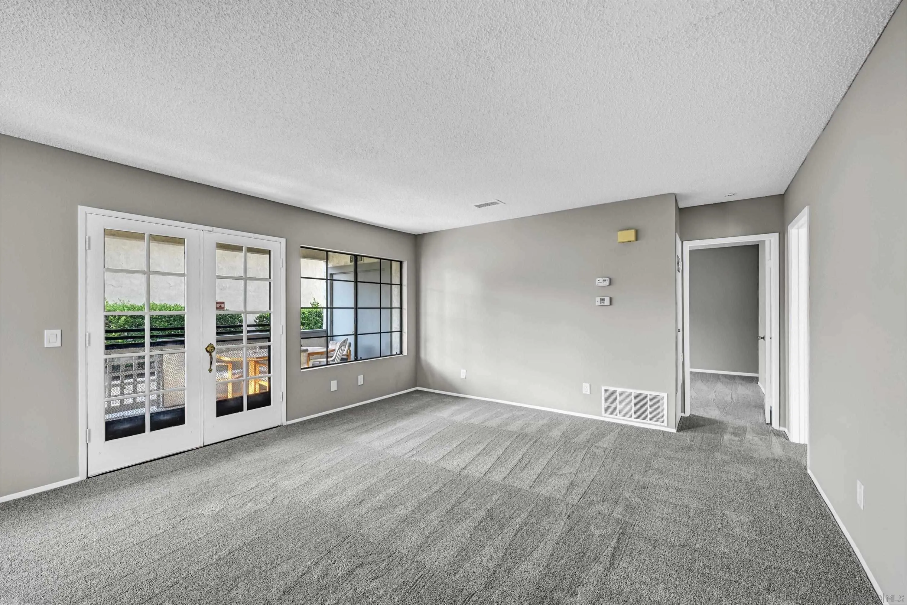 https://cdn.realtyfeed.com/cdn/127/260015687/a69b2866e5c38ec547ee0d801e957272.webp
