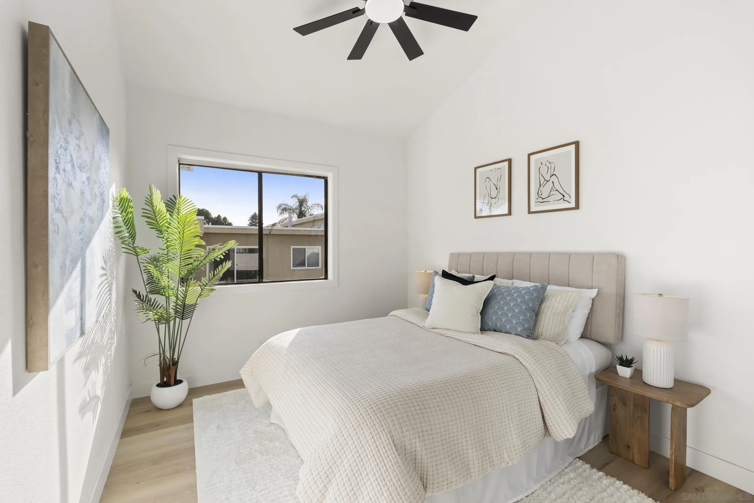 https://cdn.realtyfeed.com/cdn/127/260015688/3d6b958092ac7f0fa19395dd99b89d82.webp