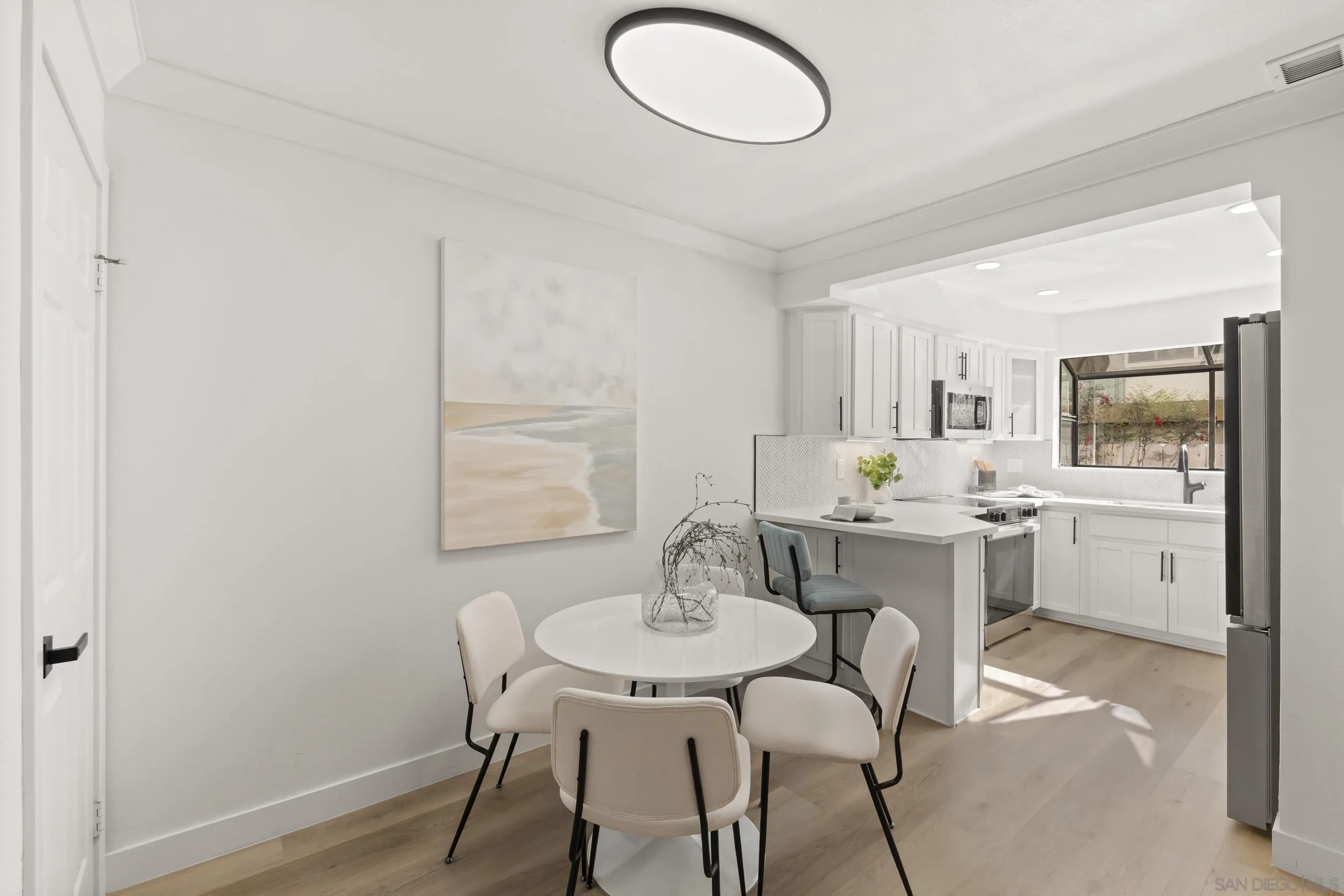 https://cdn.realtyfeed.com/cdn/127/260015688/64fceb7552782b3337189f47aaa244f6.webp