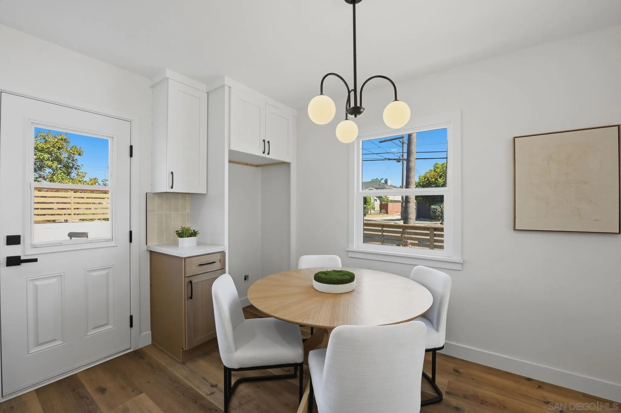 https://cdn.realtyfeed.com/cdn/127/260015692/3dad933b4f3d1fbeae4bbee842f77336.webp