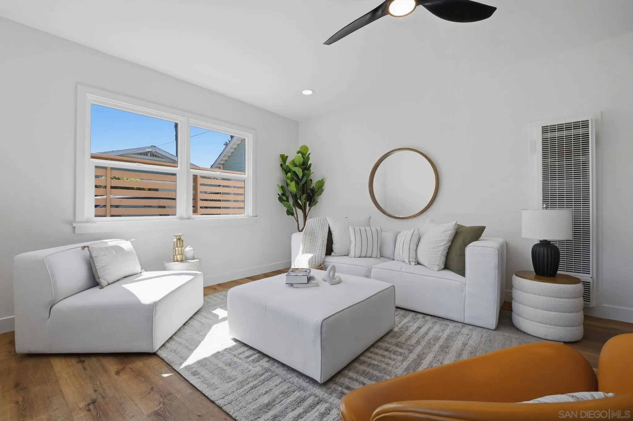 https://cdn.realtyfeed.com/cdn/127/260015692/94163318a414ad5a69cde7270672c866.webp