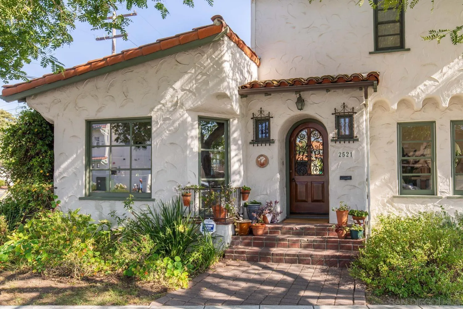 https://cdn.realtyfeed.com/cdn/127/260015695/2784aa5b5626a48e0927d13aa9b56543.webp