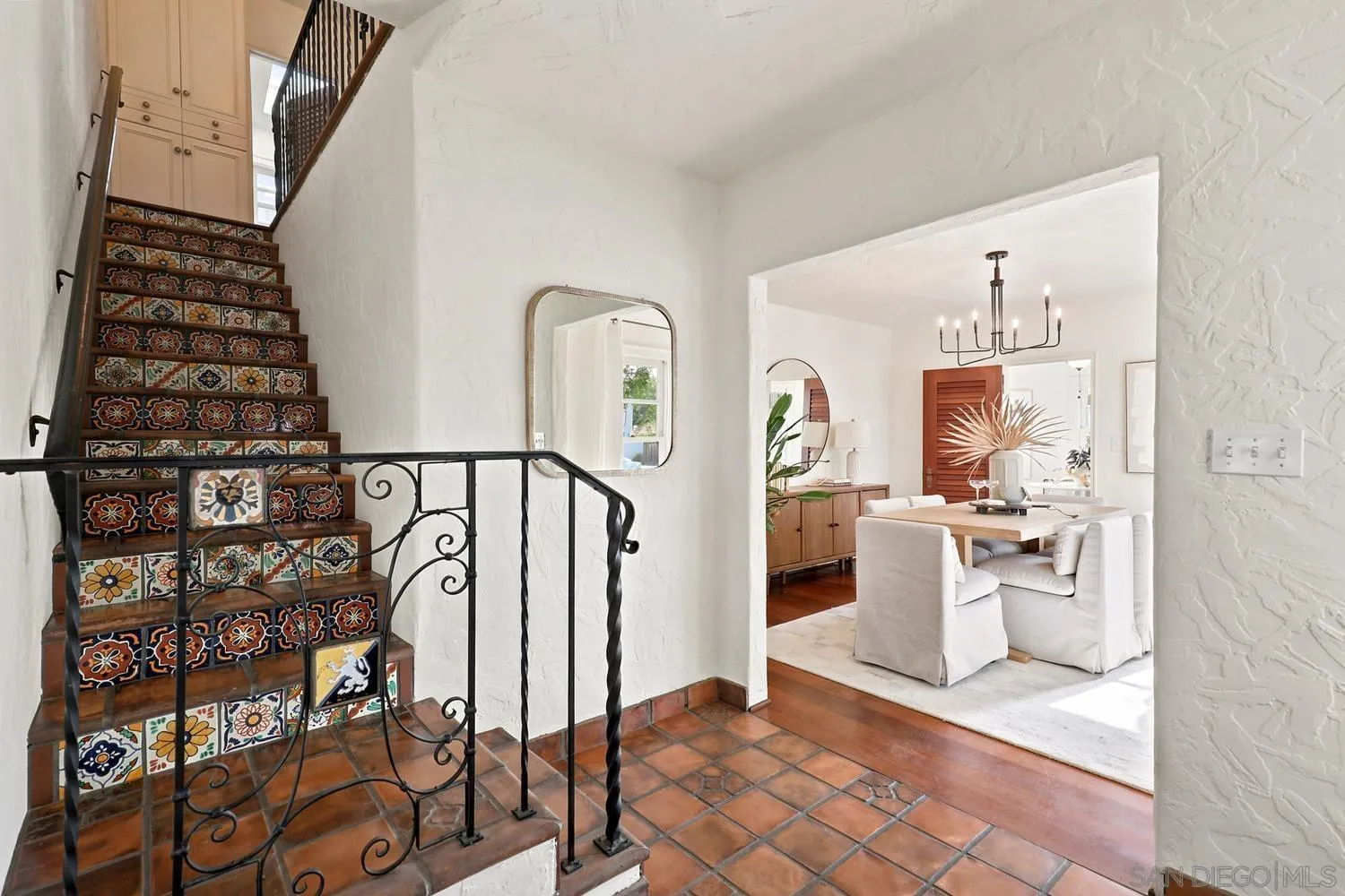 https://cdn.realtyfeed.com/cdn/127/260015695/5e73da95961566c33c6a7a545175d648.webp