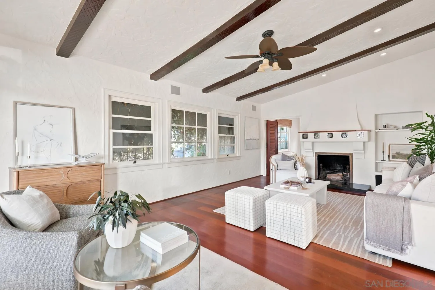 https://cdn.realtyfeed.com/cdn/127/260015695/fabd0e1528d04ee81247ce1c53772283.webp