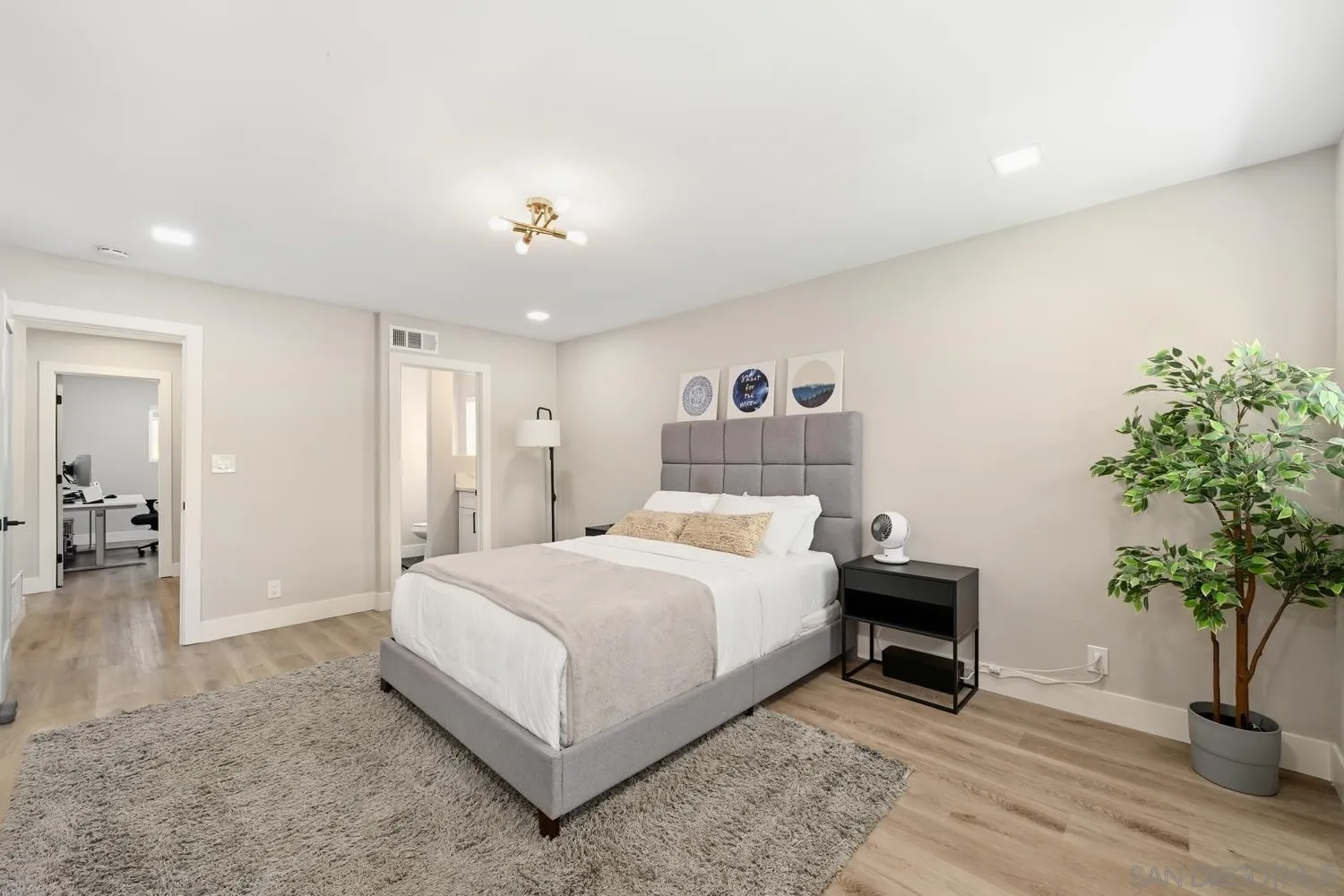 https://cdn.realtyfeed.com/cdn/127/260015698/2209bf68cdb01ad571e92cb53a384b91.webp