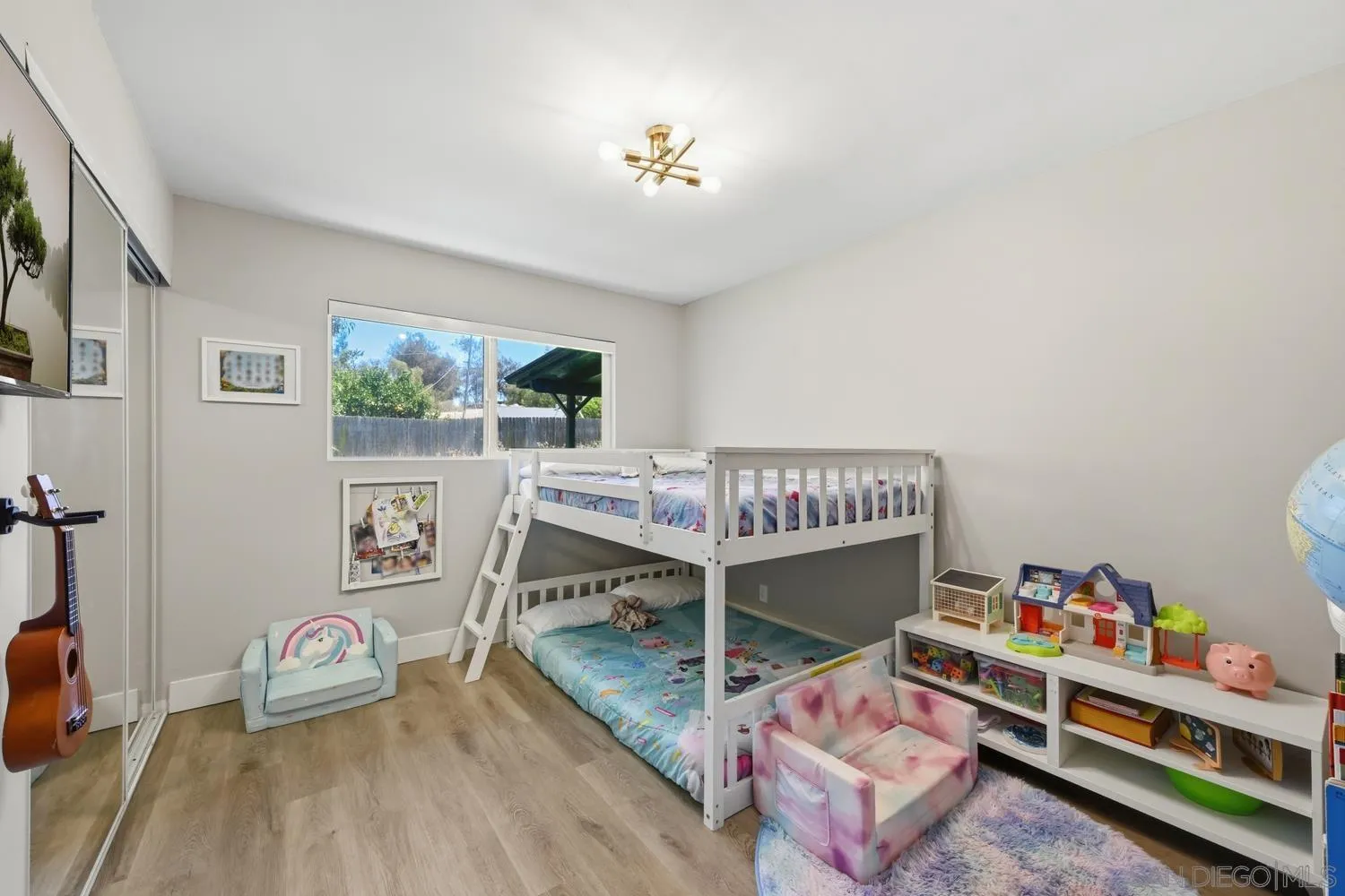 https://cdn.realtyfeed.com/cdn/127/260015698/38d97af5e962571eb8e4bcc0e3f682fa.webp