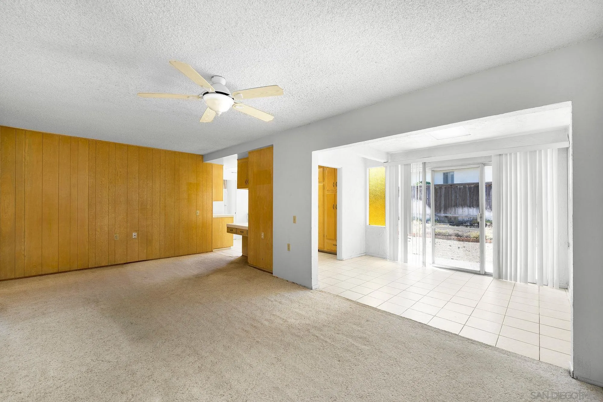 https://cdn.realtyfeed.com/cdn/127/260015701/bf0bbd6cd240d9ba49354b2d2d037c0c.webp
