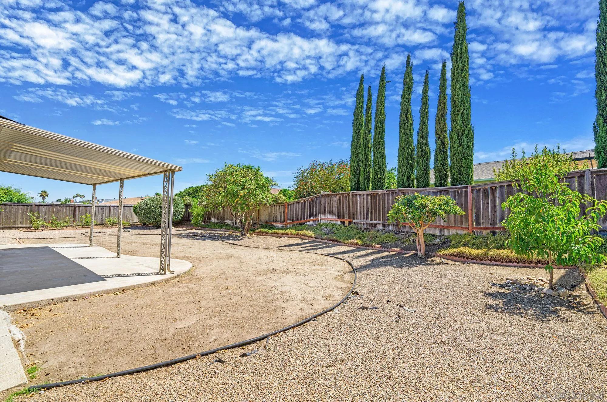 https://cdn.realtyfeed.com/cdn/127/260015701/d84903edeb4f3803cfc127c965d91dca.webp