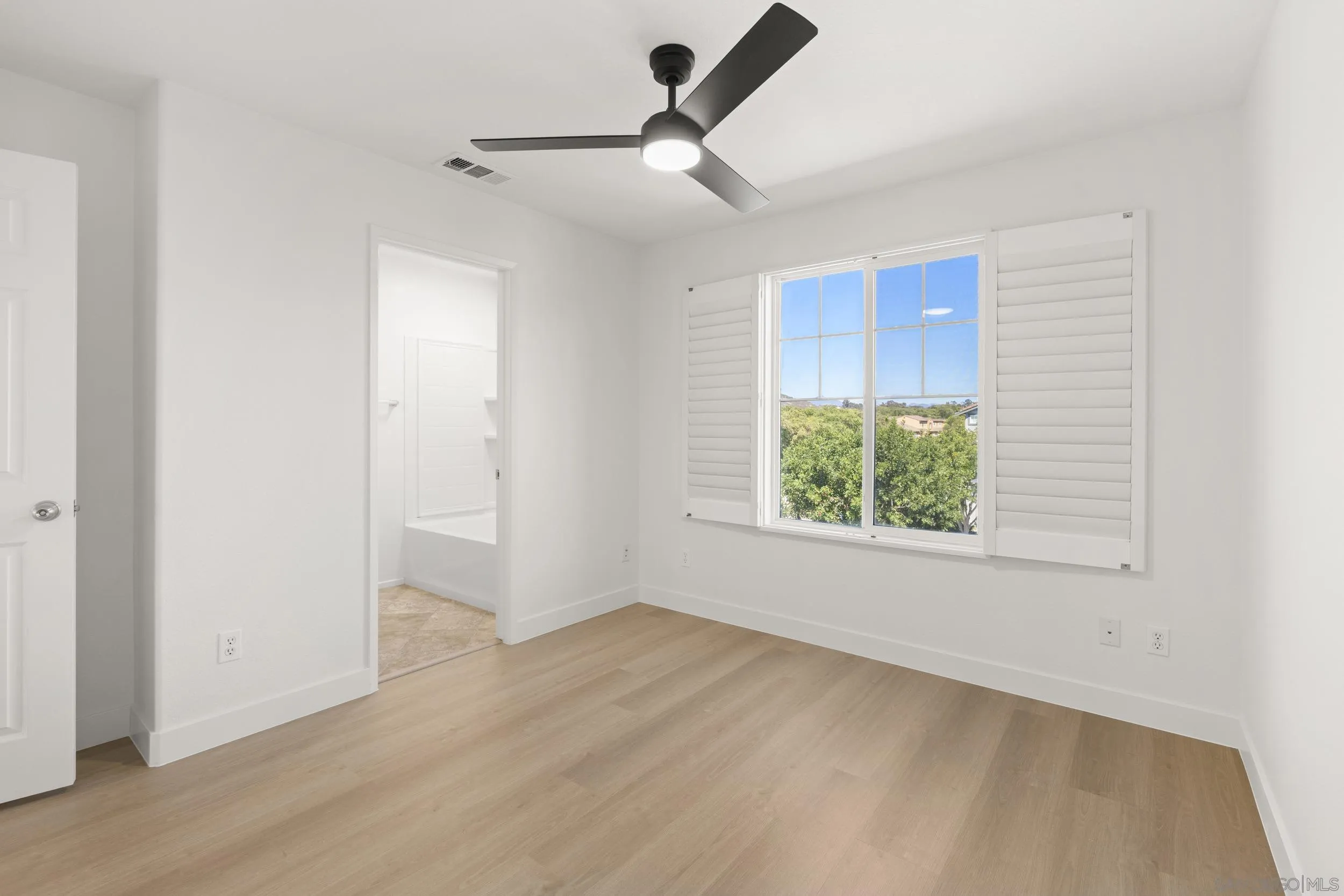 Photo #30: 260015709 Listing: Photo #30