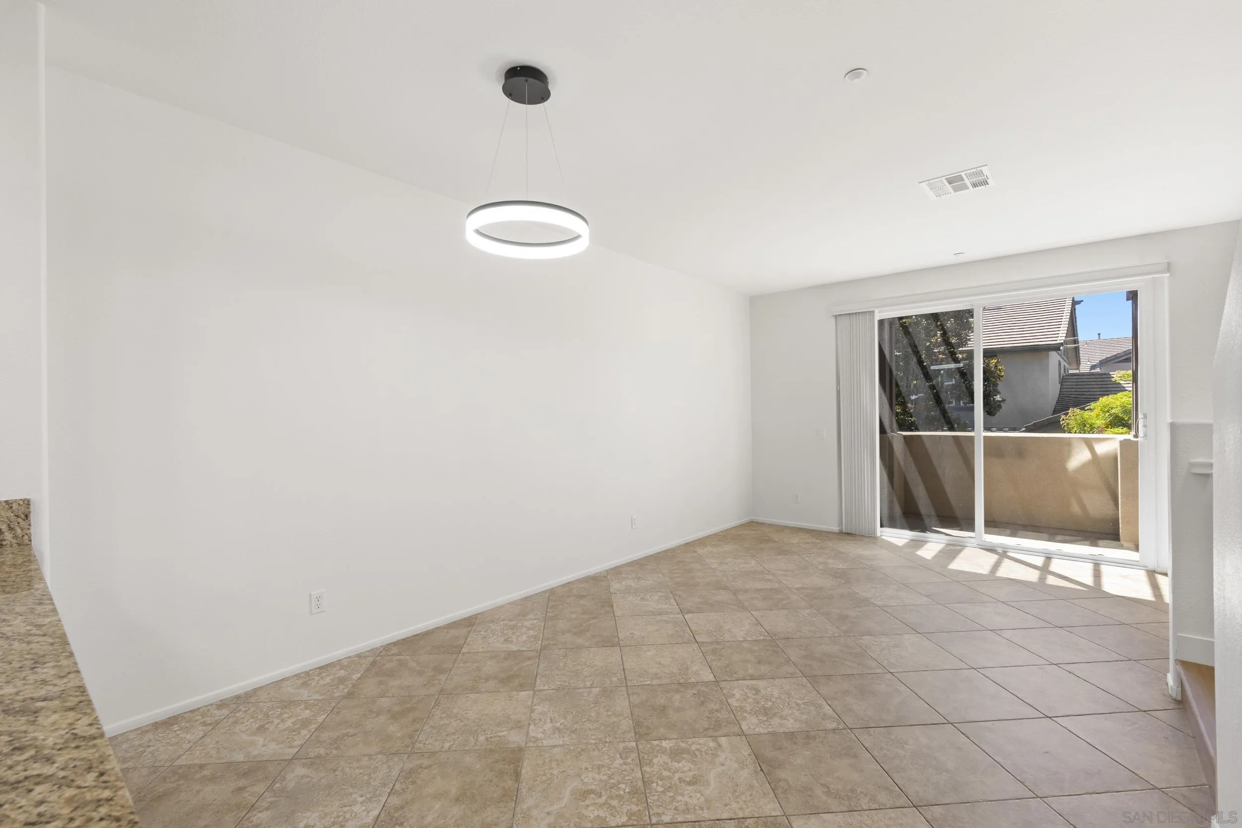Photo #18: 260015709 Listing: Photo #18