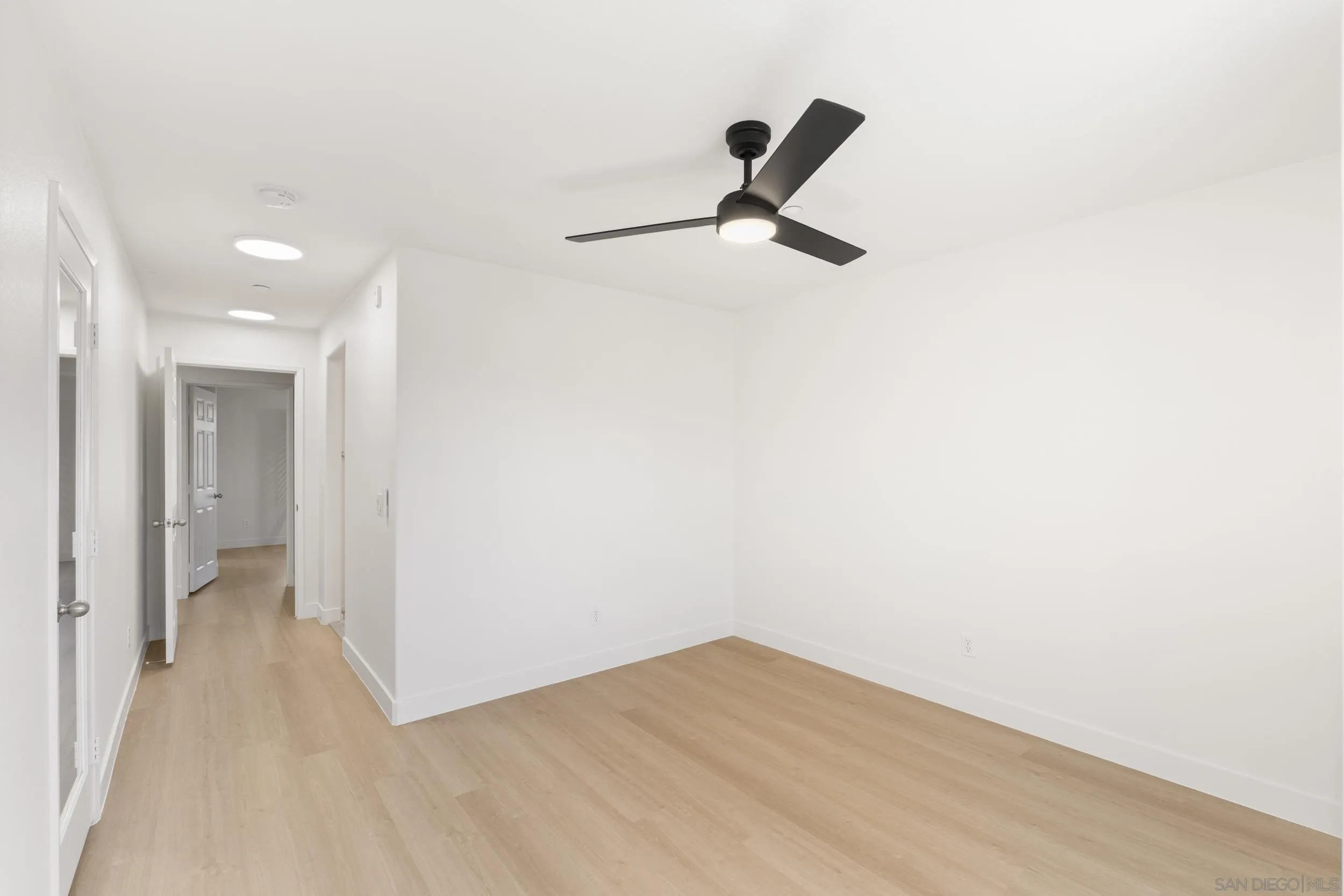 Photo #27: 260015709 Listing: Photo #27