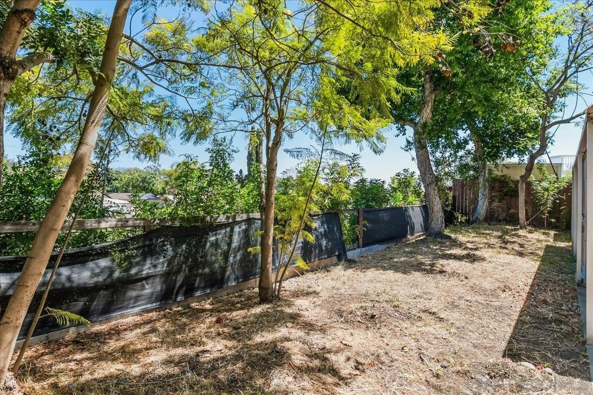 https://cdn.realtyfeed.com/cdn/127/260015711/5382c66c45d316adddefea91baa8f741.webp