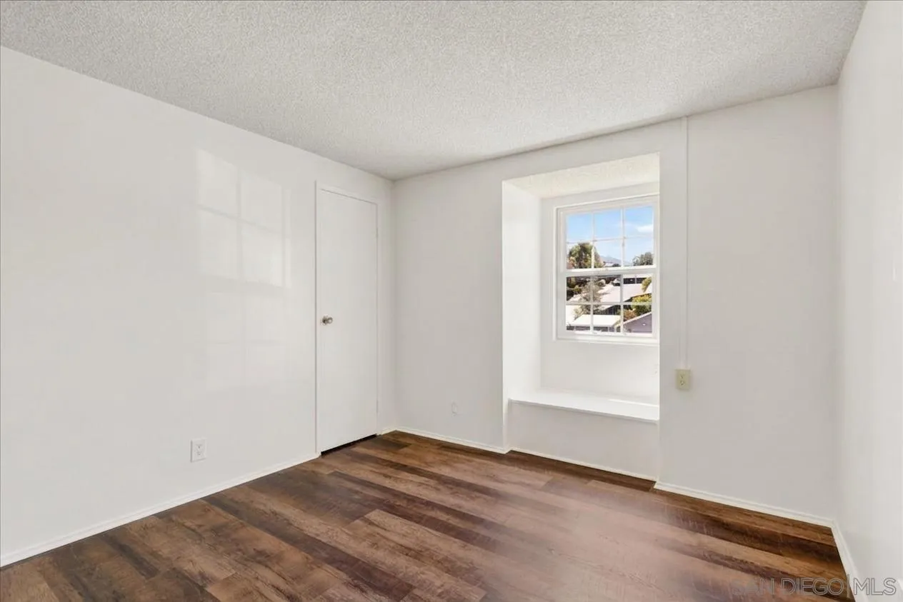 https://cdn.realtyfeed.com/cdn/127/260015711/7a168356cef2318513f65e2c00167fcc.webp