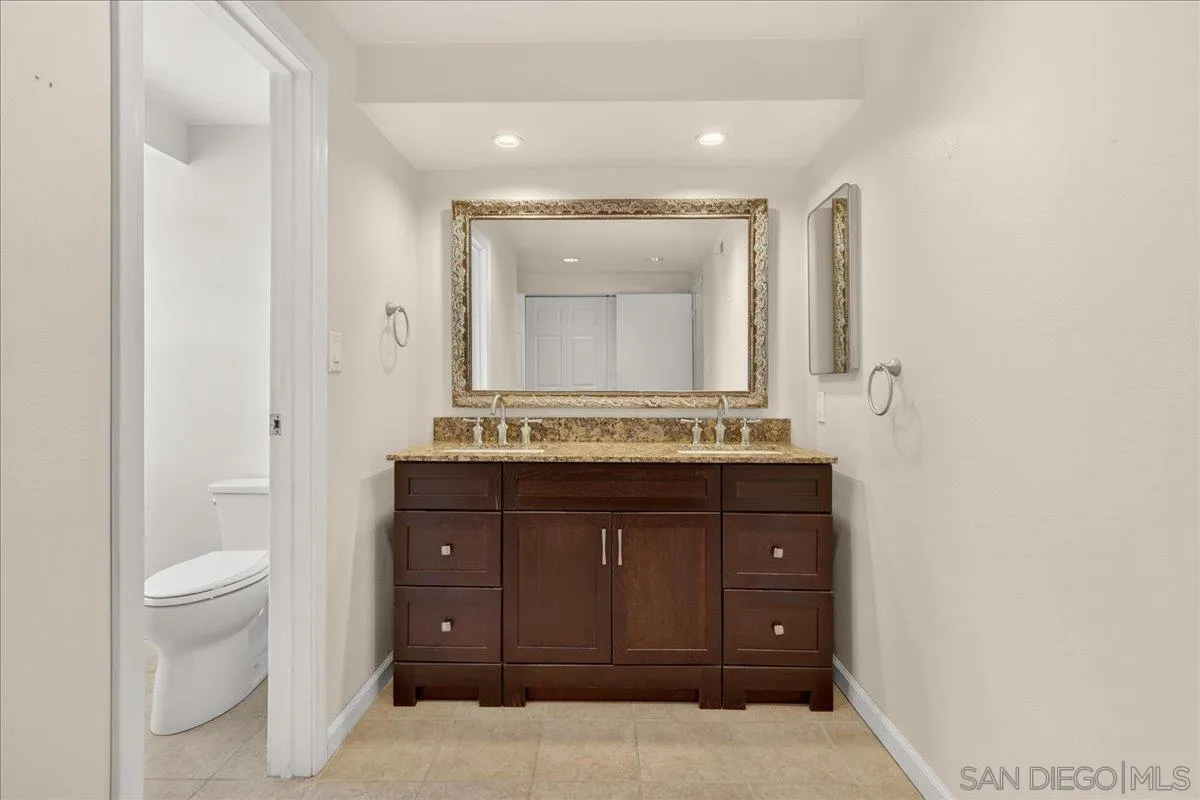 https://cdn.realtyfeed.com/cdn/127/260015711/fdd4500fd5e86bb8064443defc9994dc.webp