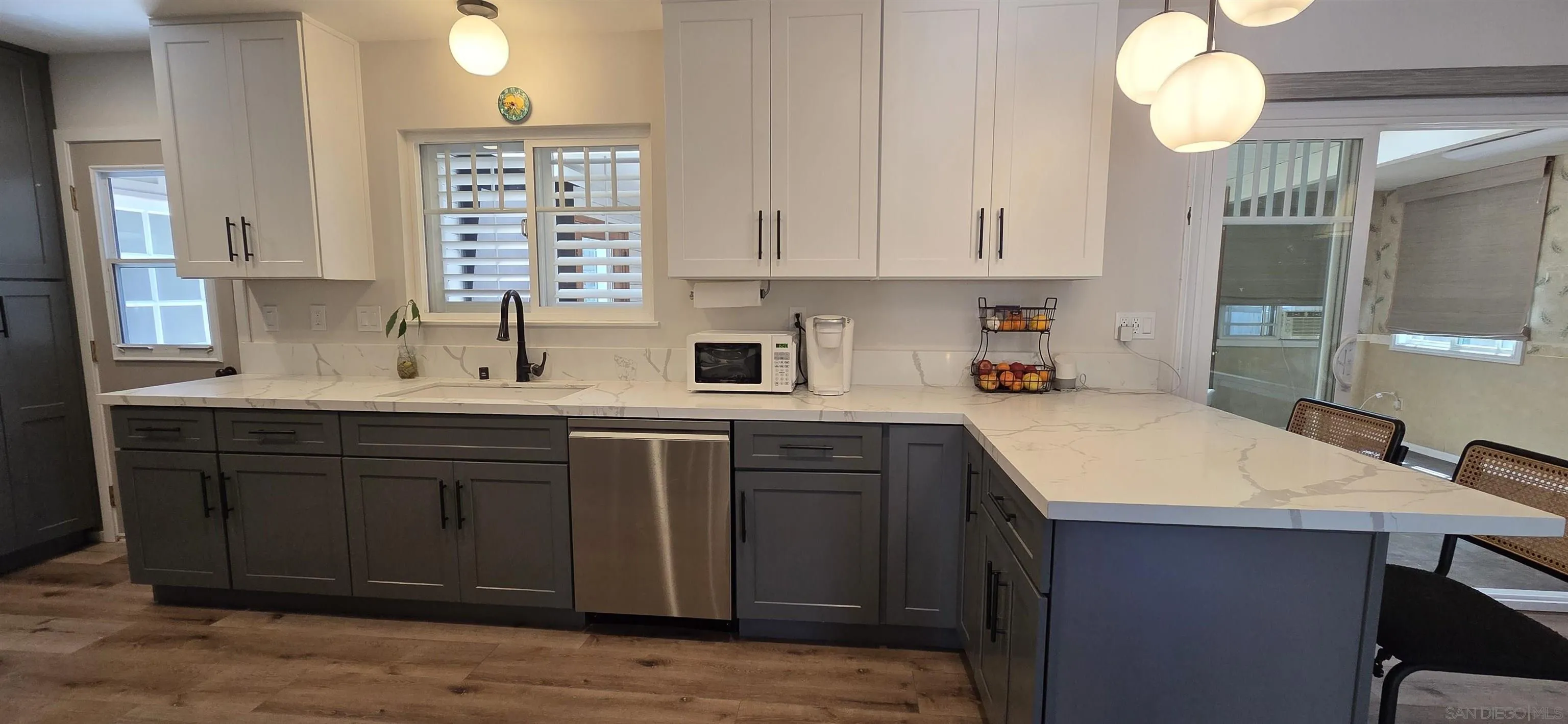 https://cdn.realtyfeed.com/cdn/127/260015712/111ec27e1a2faa32eda48d9037e61540.webp